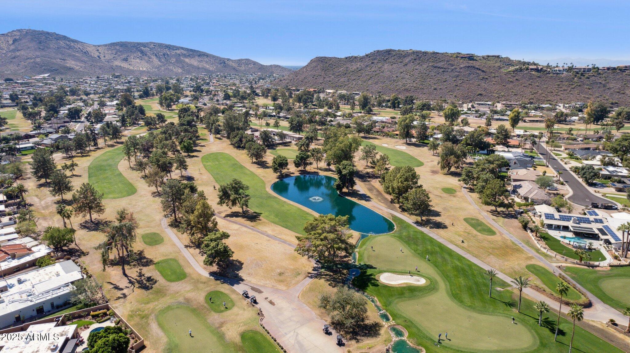 216 W Winged Foot Road