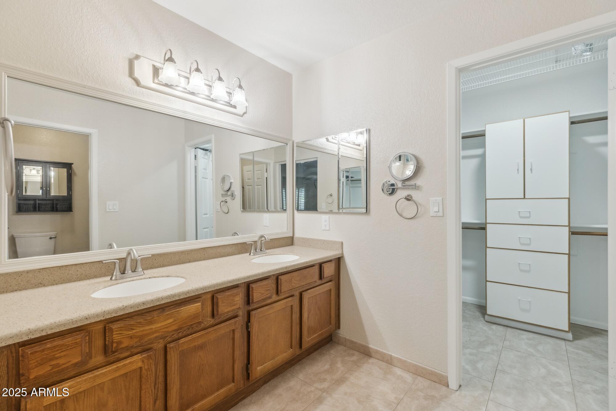 4808 E BETTY ELYSE Lane