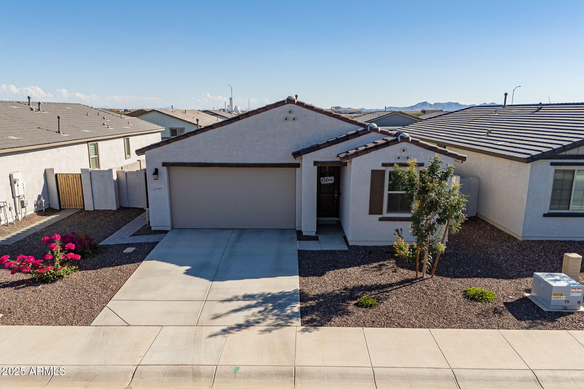 11449 E UNITY Avenue