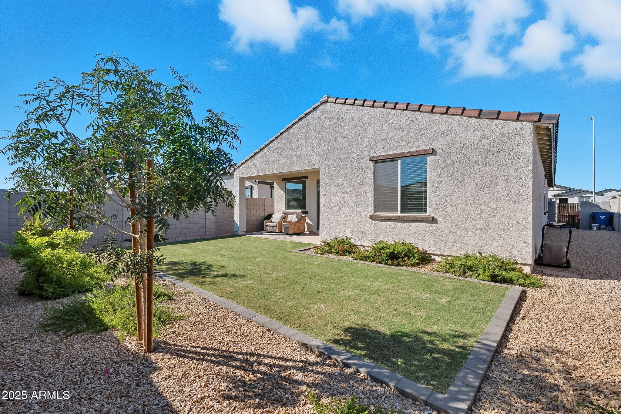 11449 E UNITY Avenue