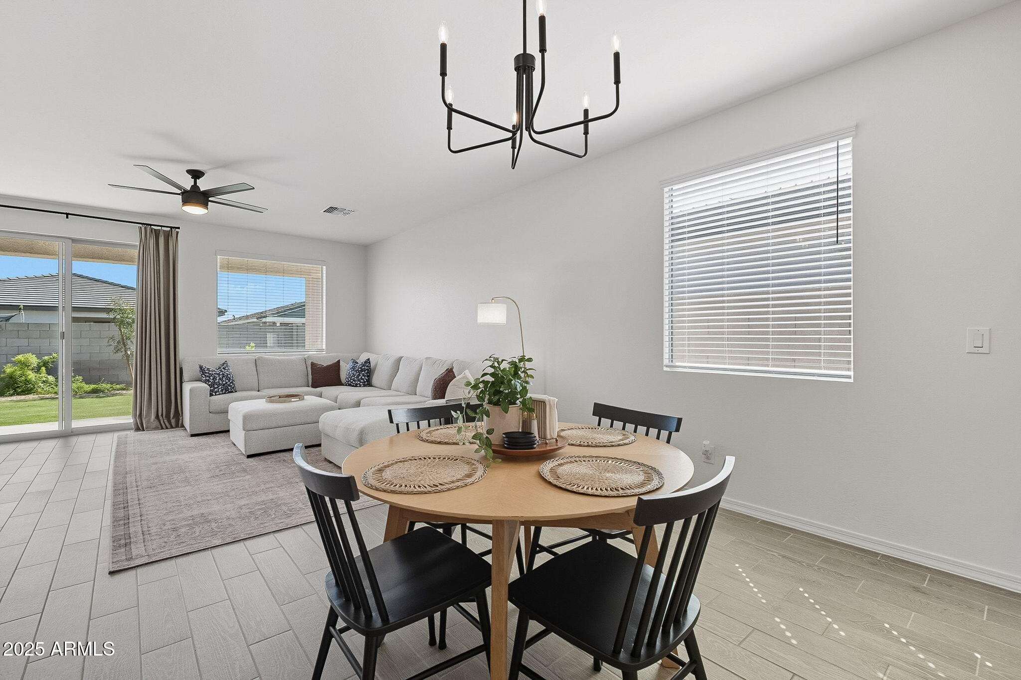 11449 E UNITY Avenue