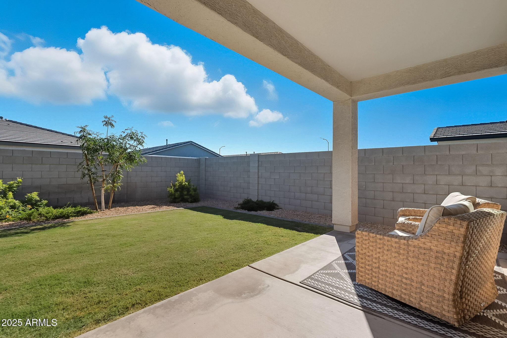 11449 E UNITY Avenue