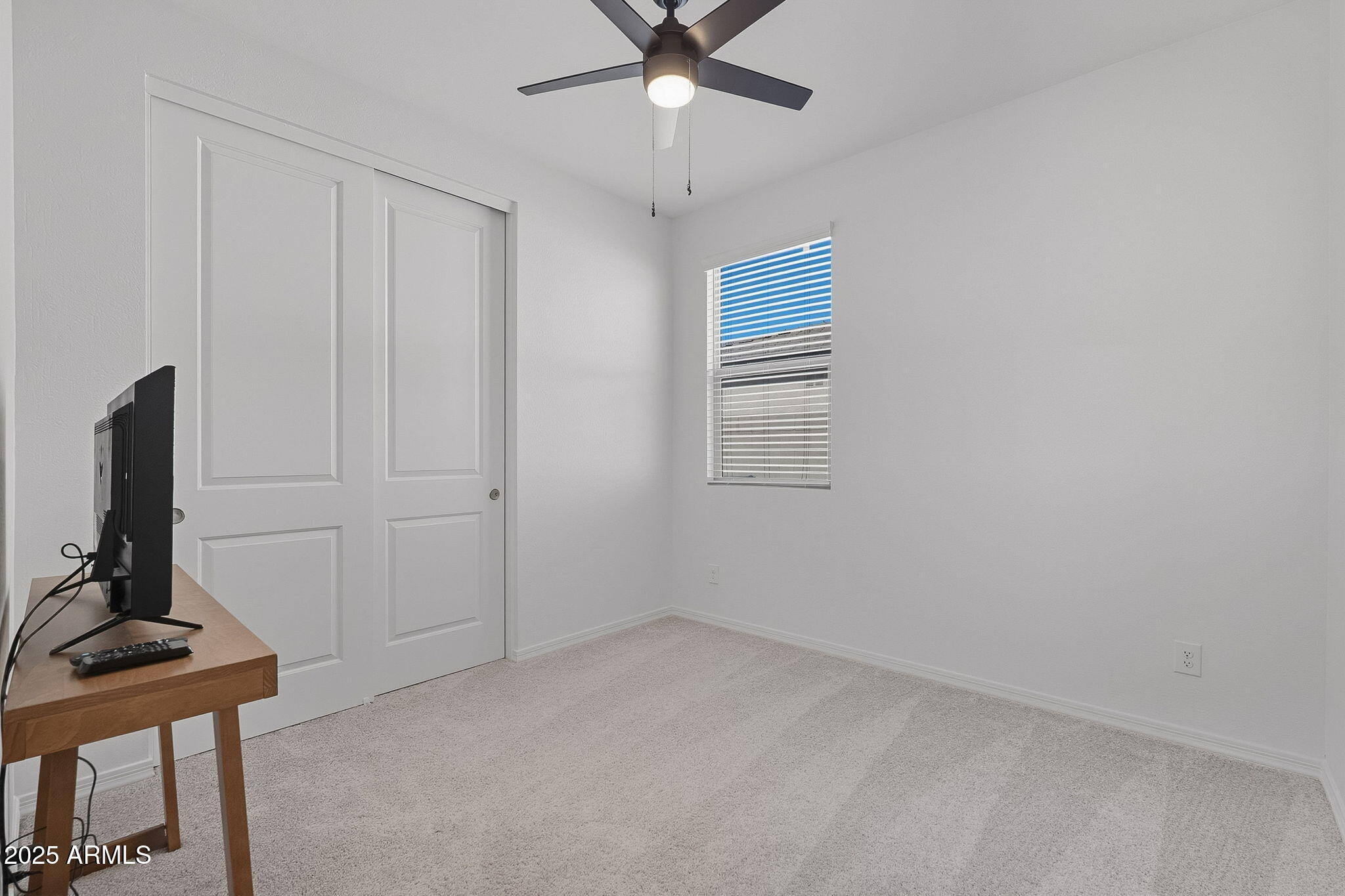 11449 E UNITY Avenue