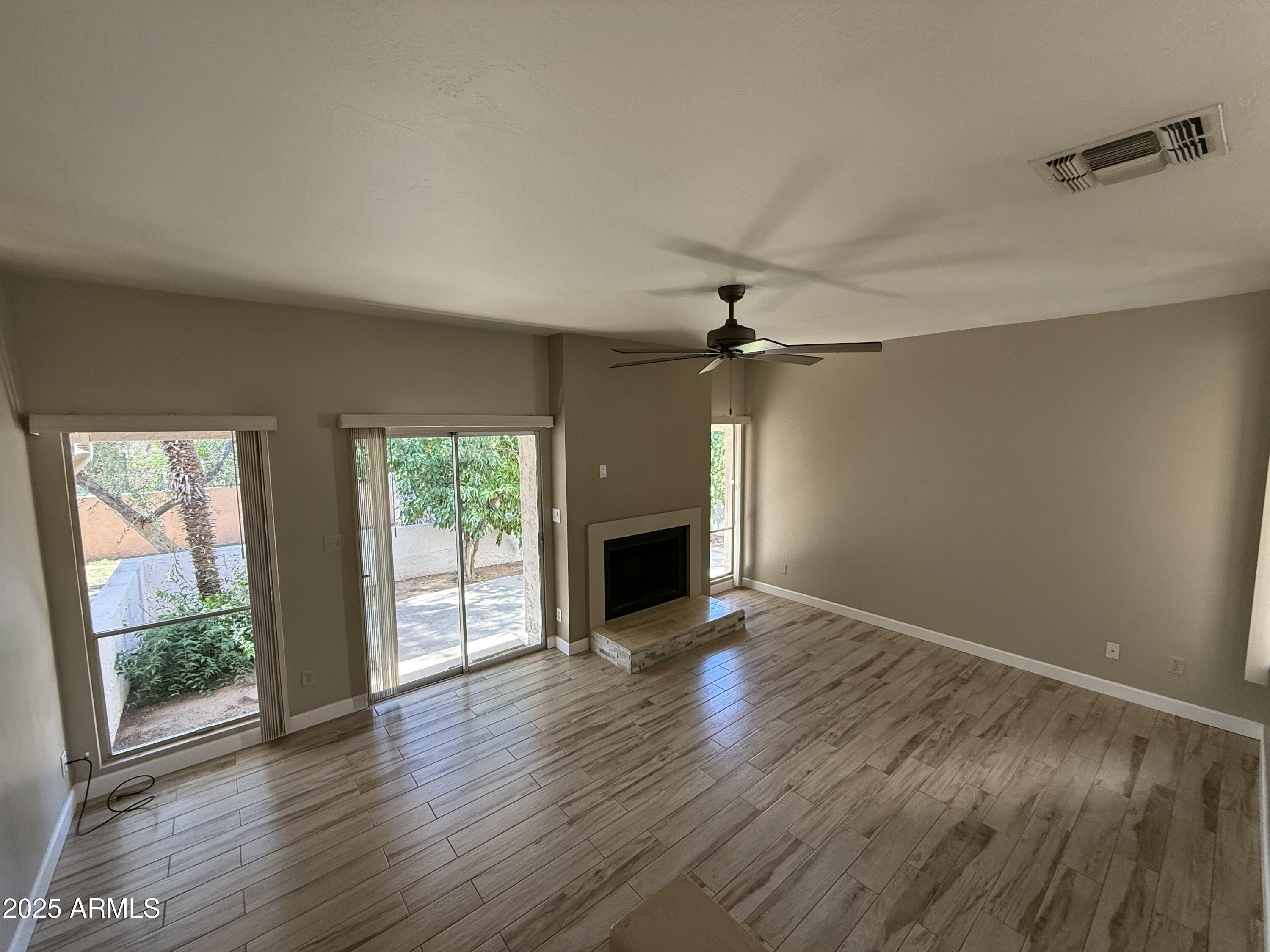 7812 E Pleasant Run