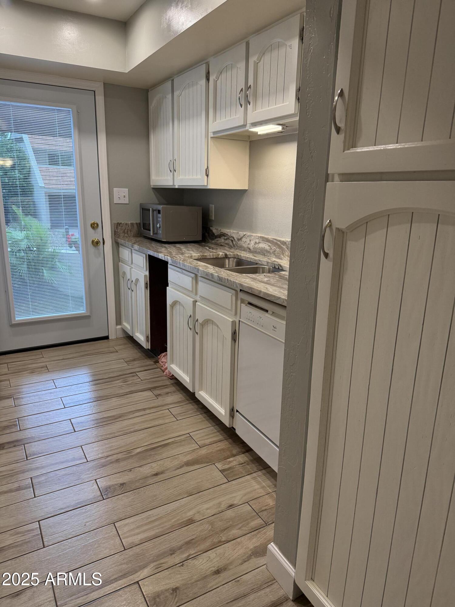 7812 E Pleasant Run