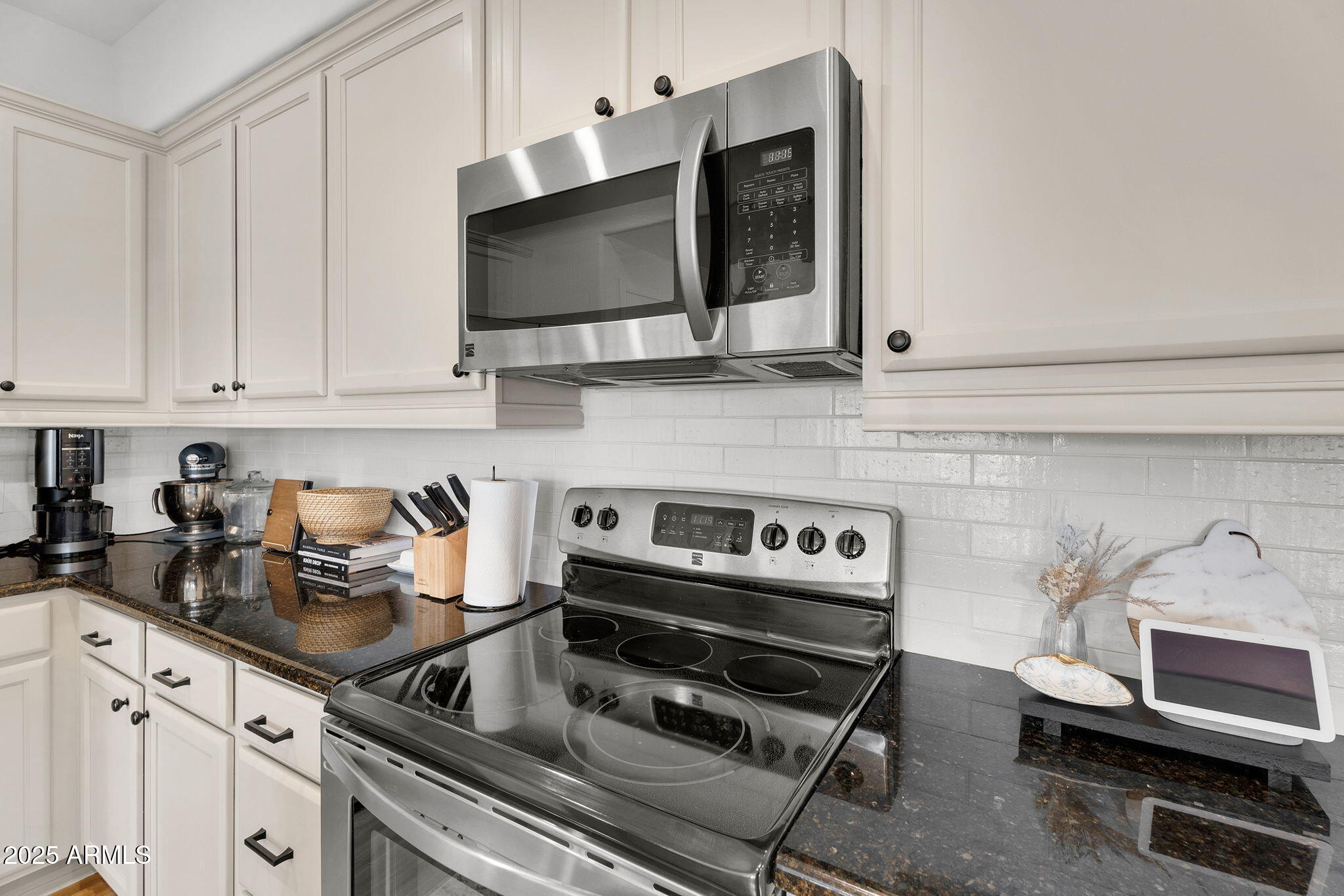 3935 E ROUGH RIDER Road, 1057