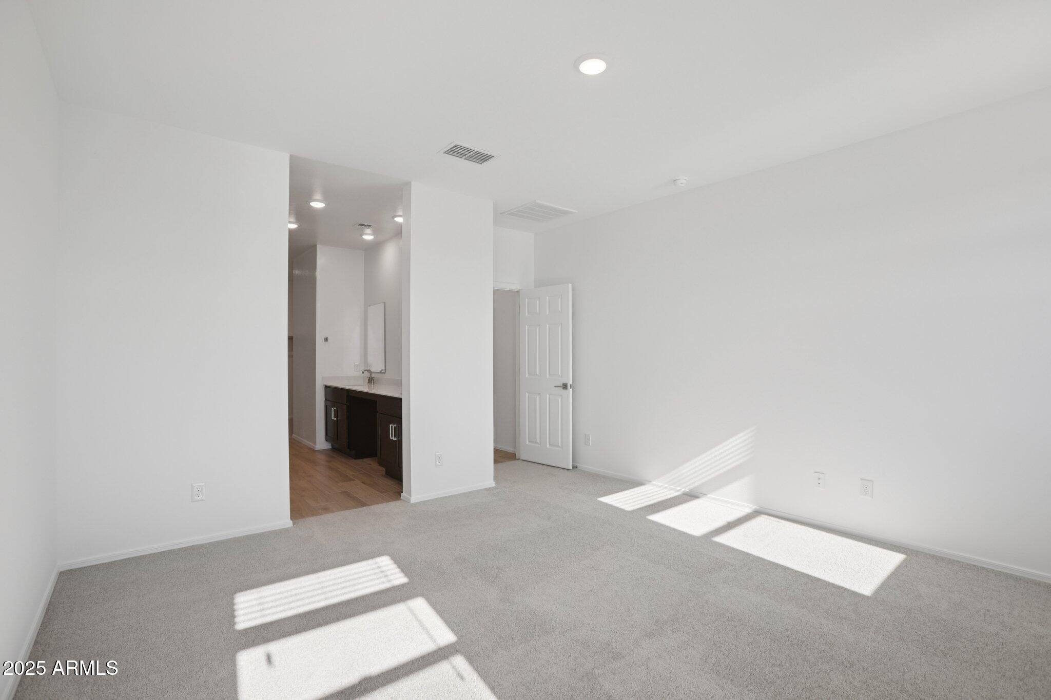 24169 W BOWKER Street