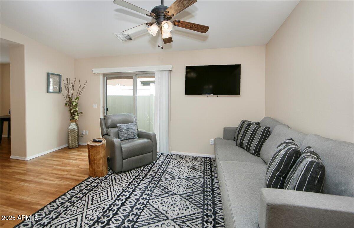 903 GAIL GARDNER Way