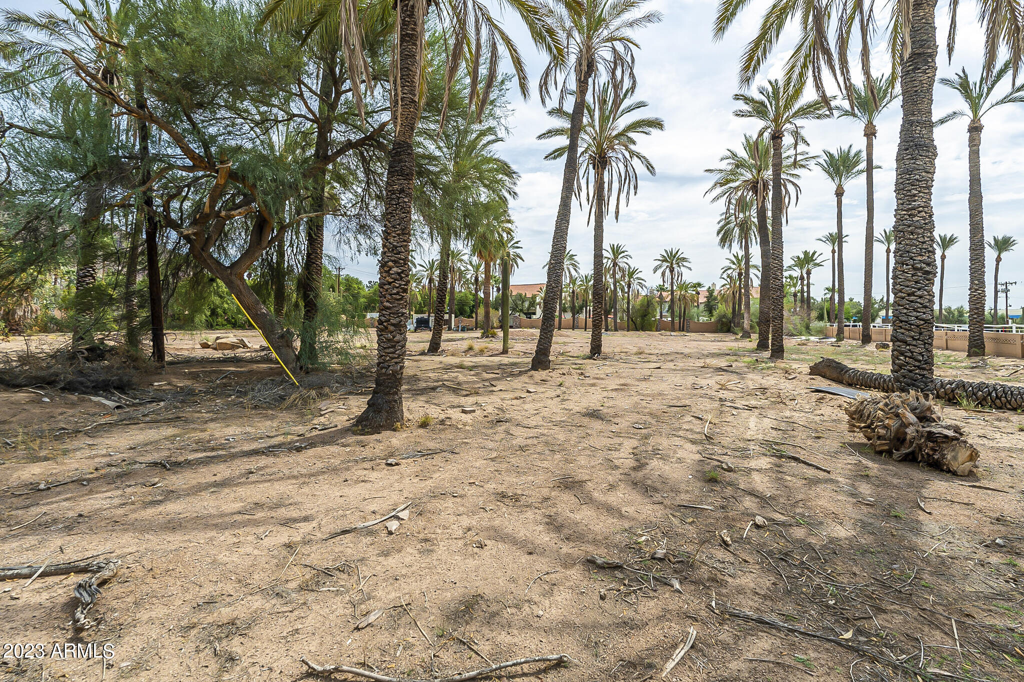 4550 N Rubicon Avenue, 1