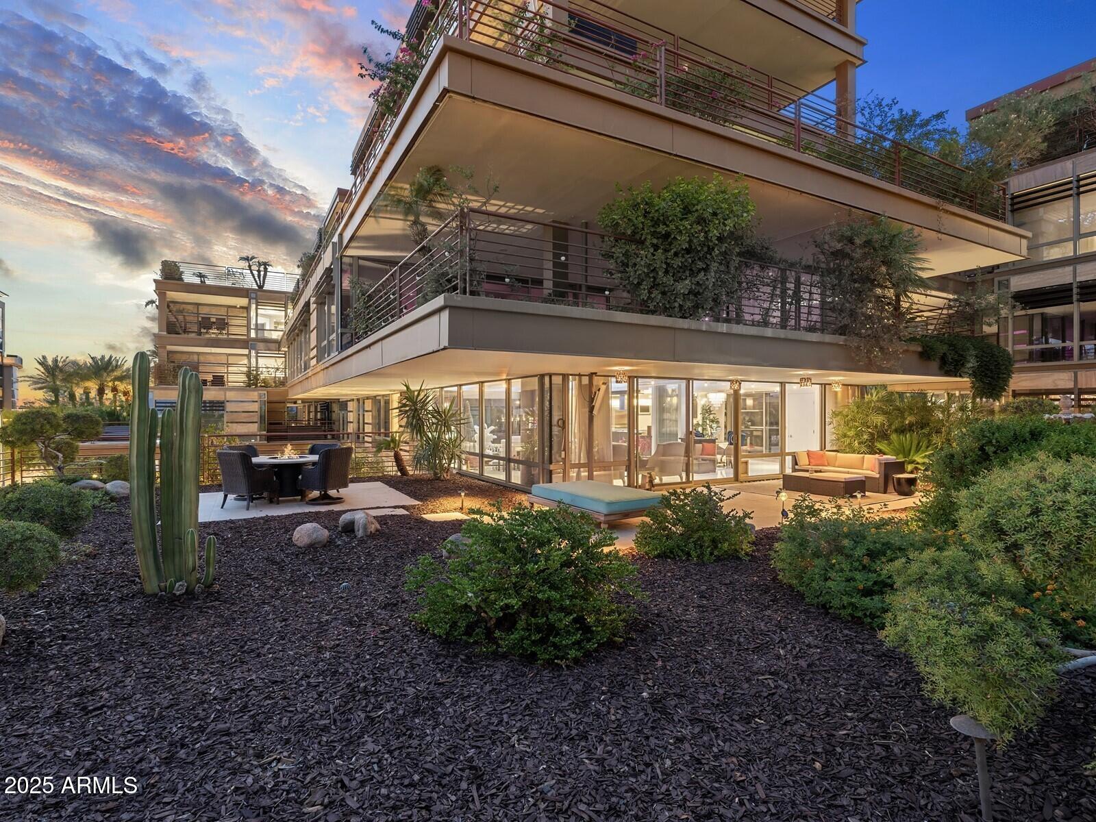 7157 E RANCHO VISTA Drive, 3006