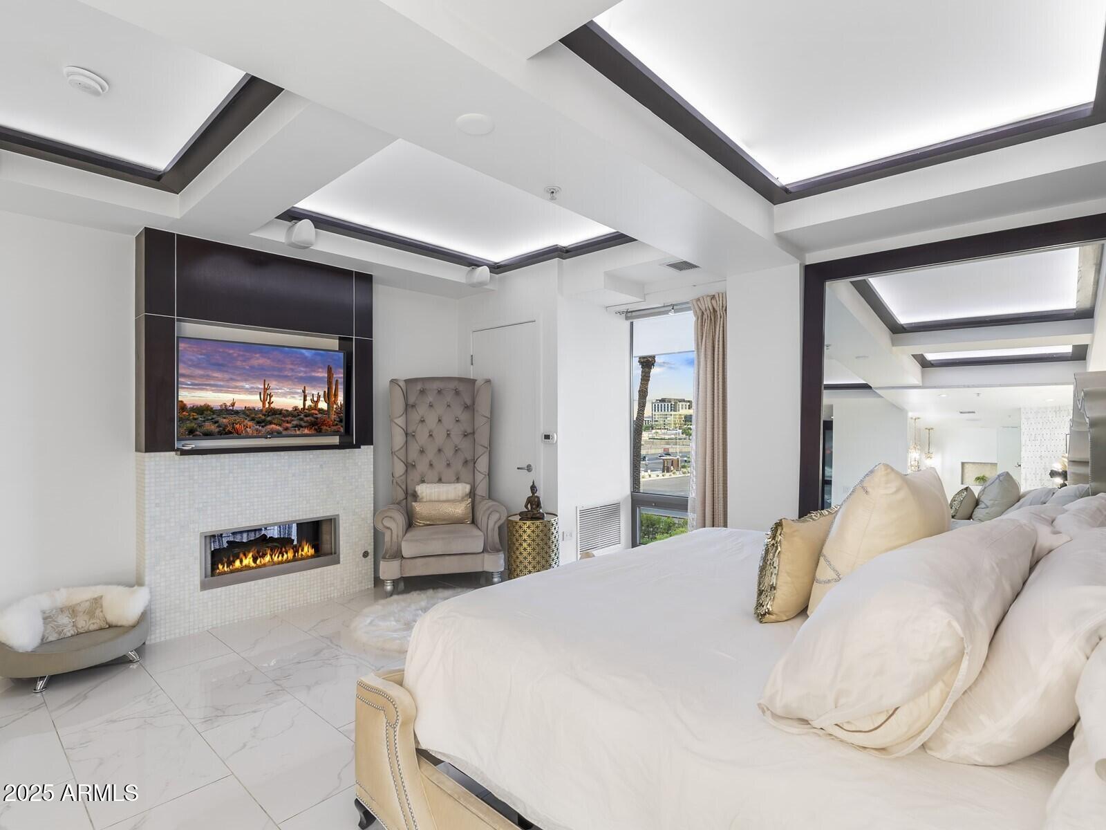 7157 E RANCHO VISTA Drive, 3006