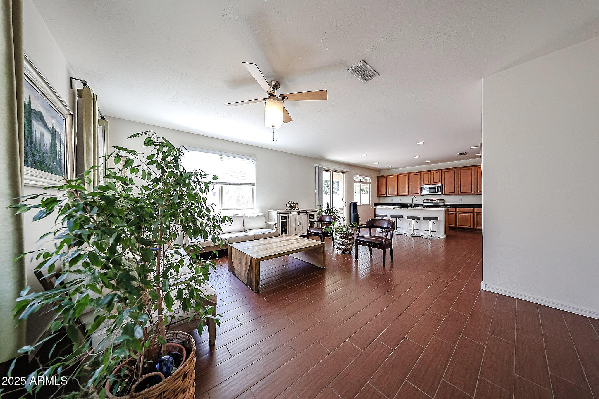 2965 E NIGHTHAWK Way