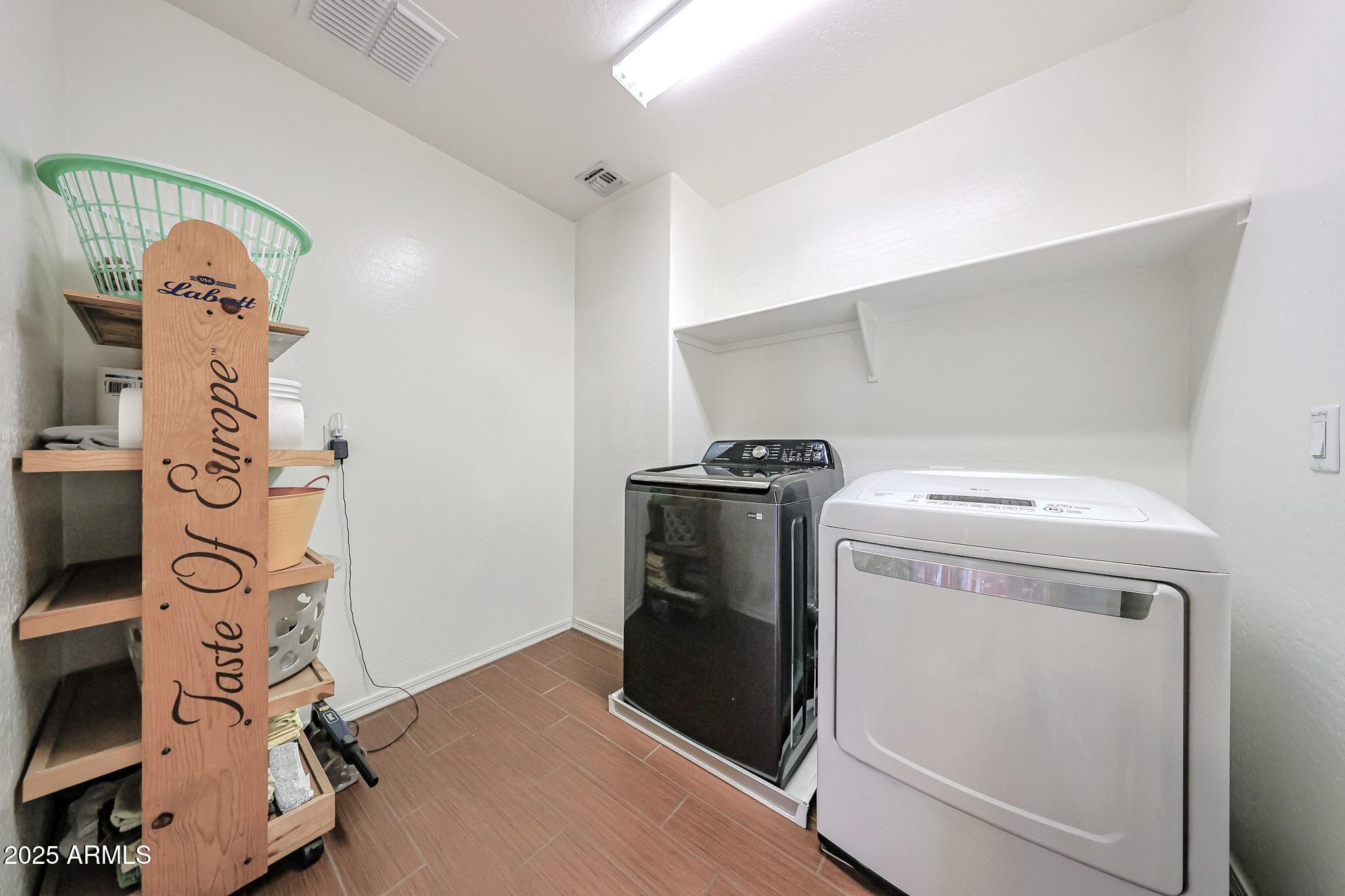 2965 E NIGHTHAWK Way