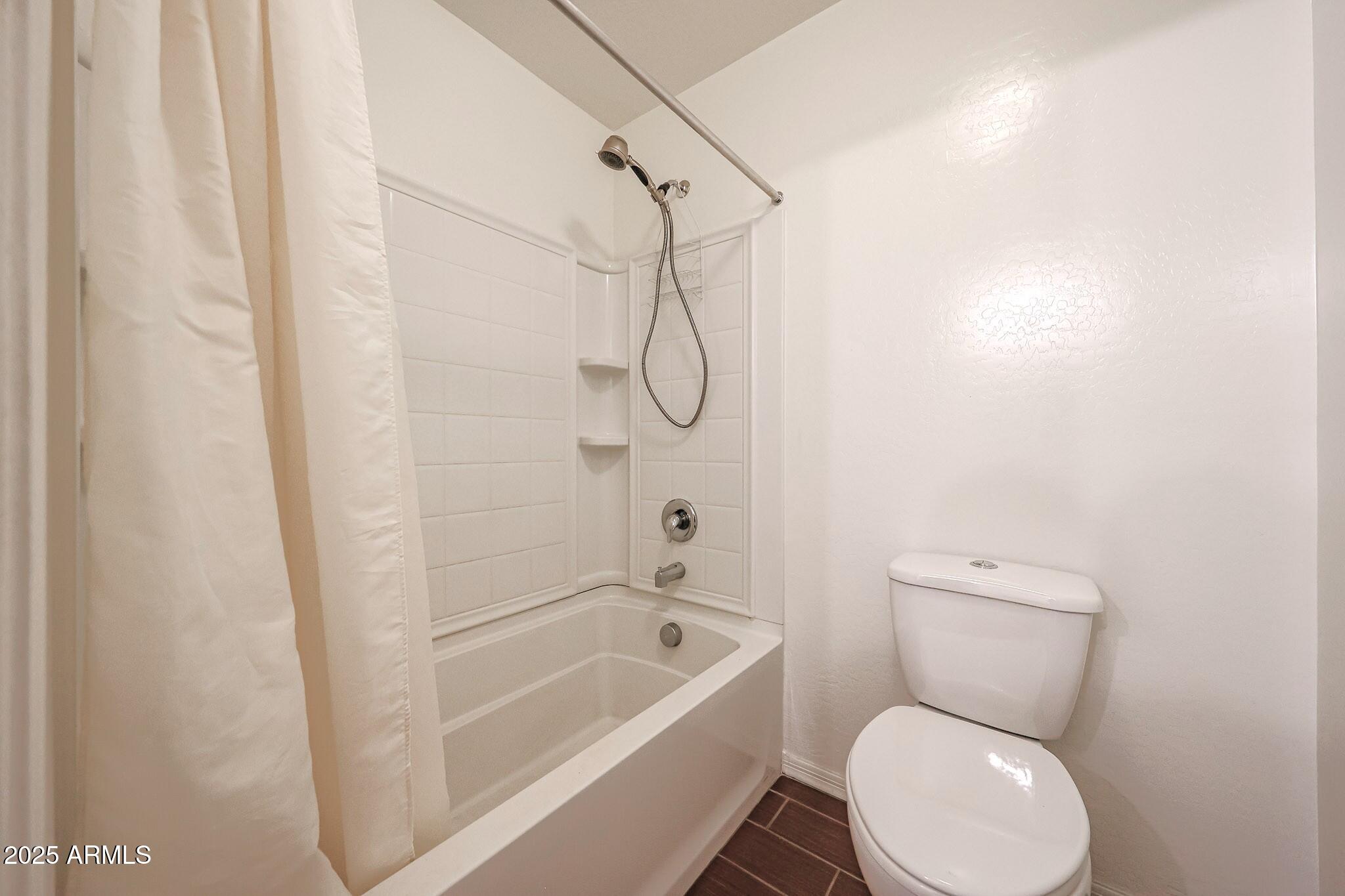 2965 E NIGHTHAWK Way