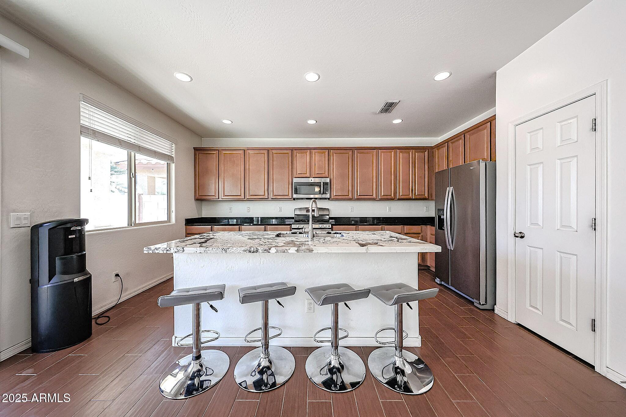 2965 E NIGHTHAWK Way