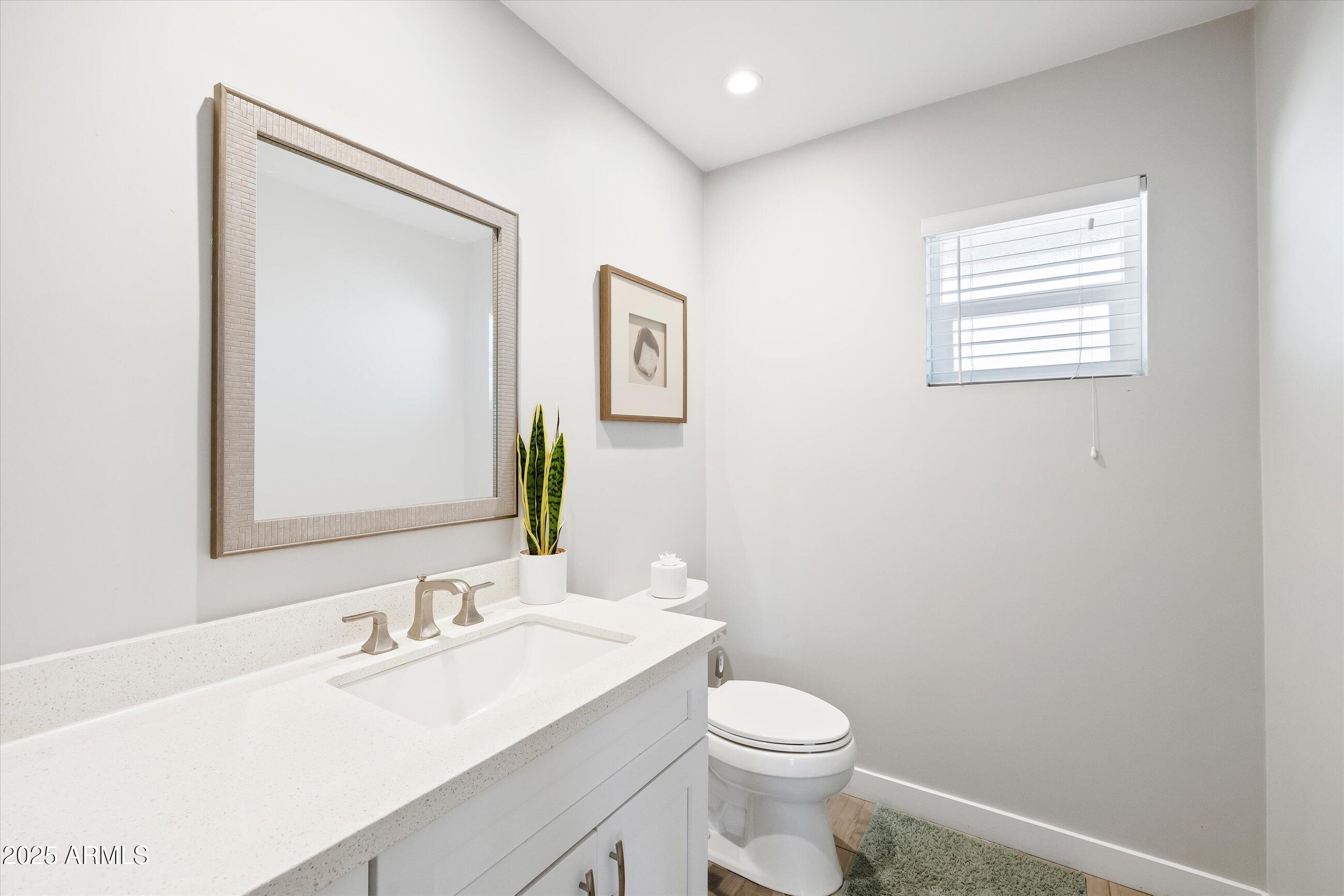 8201 E PICCADILLY Road, Scottsdale