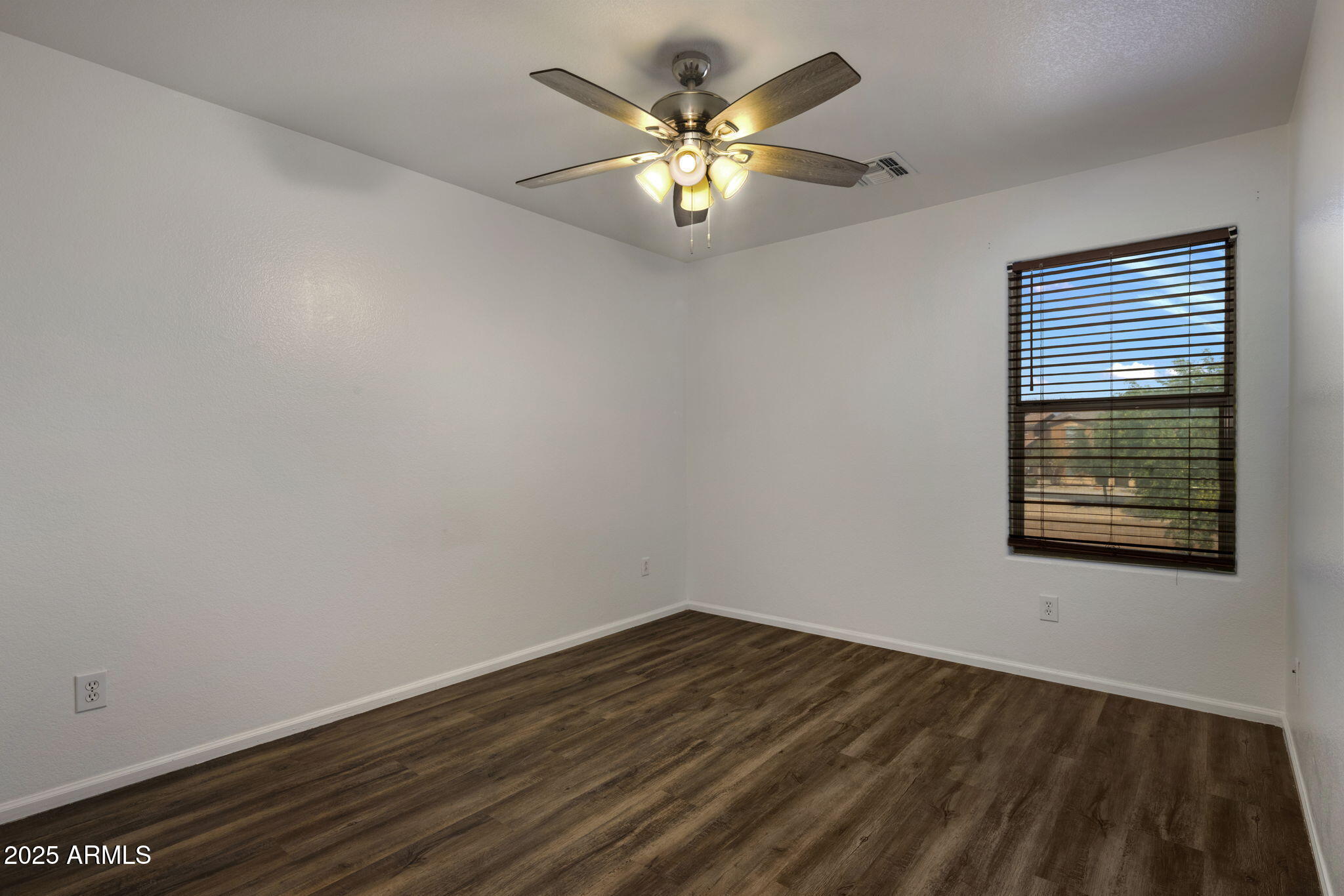 16008 W DURANGO Street