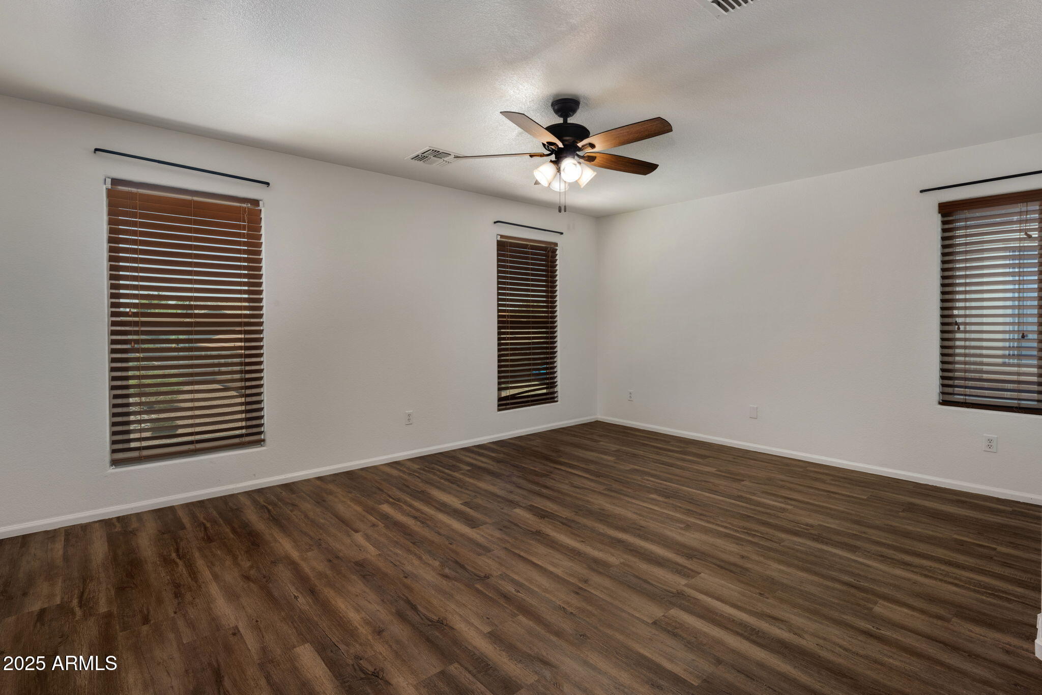 16008 W DURANGO Street