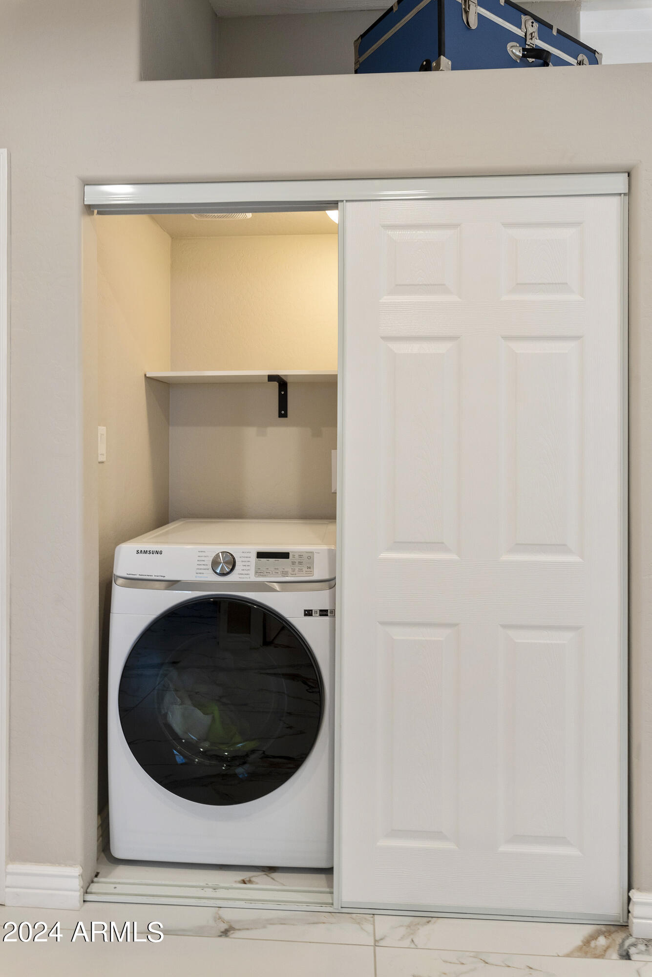 1826 W ORAIBI Drive, Phoenix