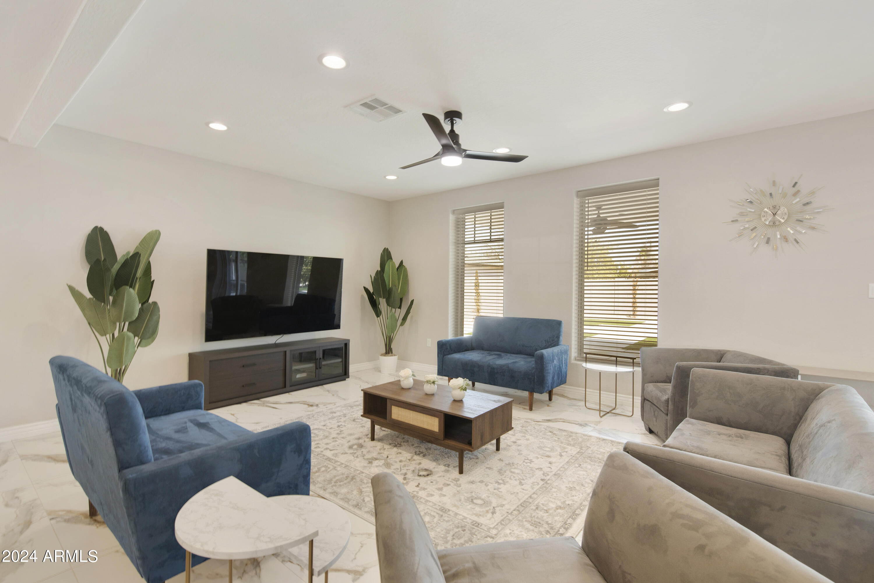 1826 W ORAIBI Drive, Phoenix