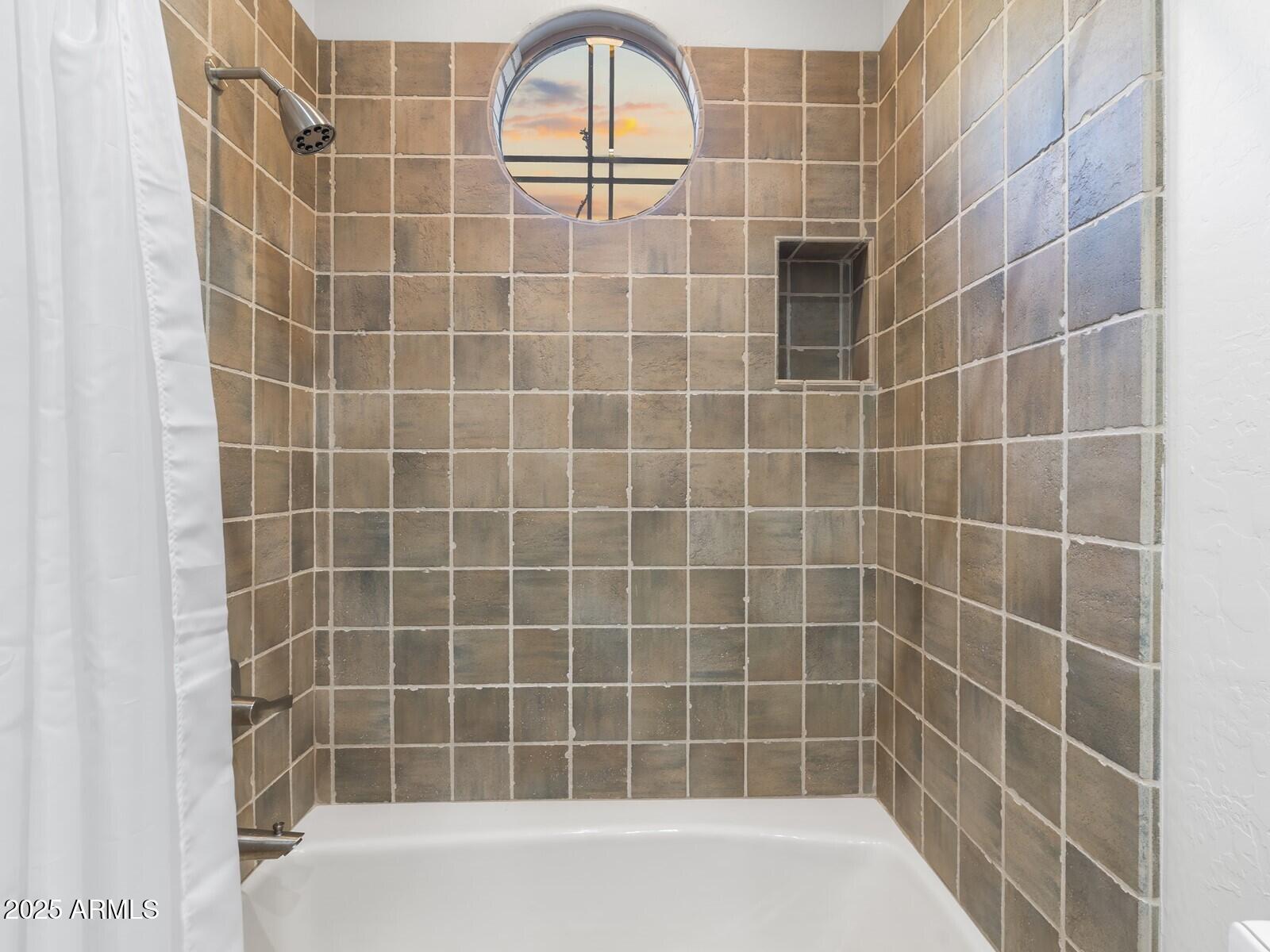 9290 E THOMPSON PEAK Parkway, 142