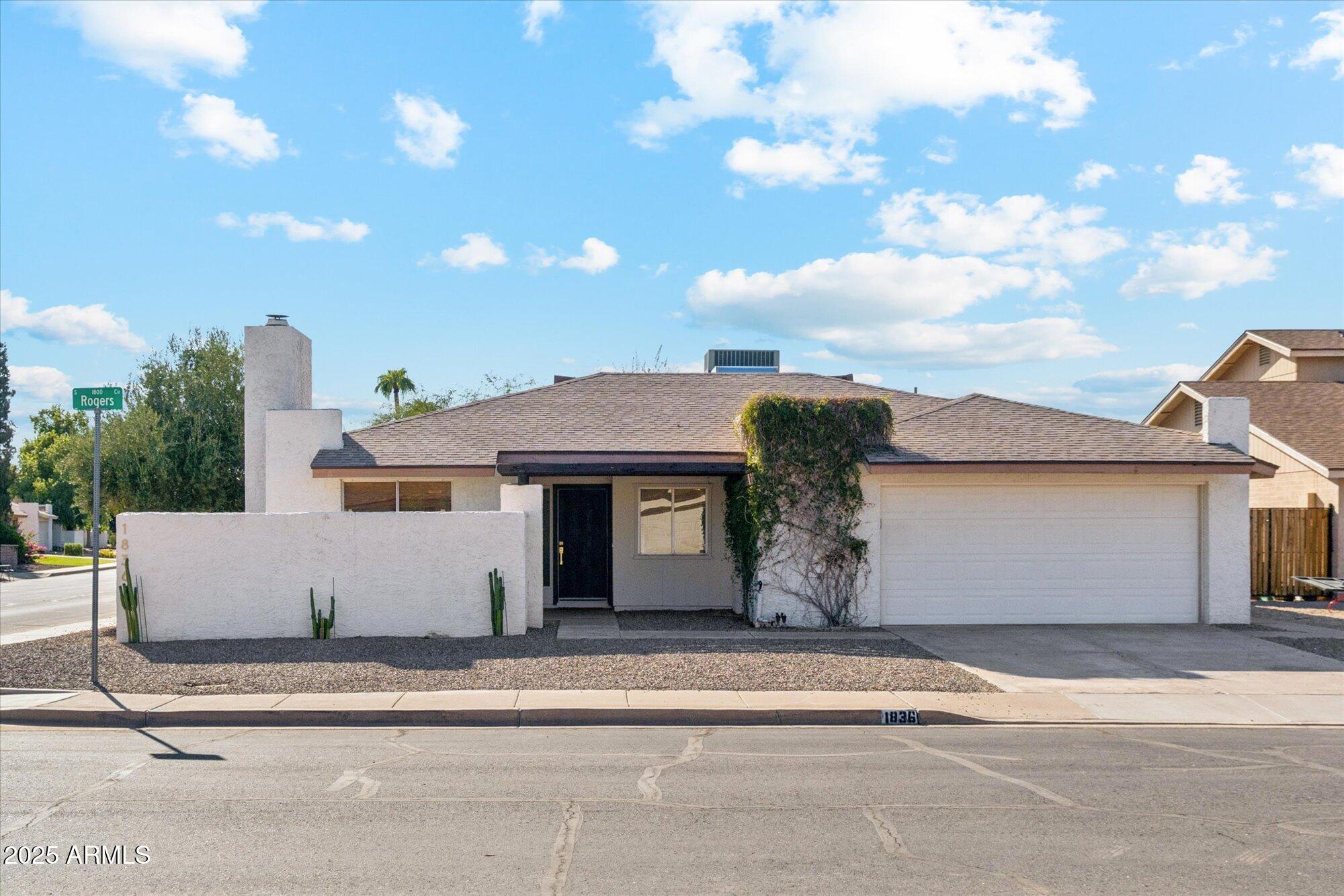 1836 S ROGERS Circle