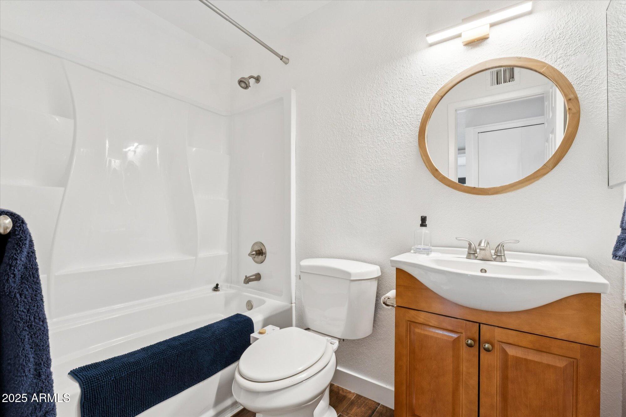 1836 S ROGERS Circle