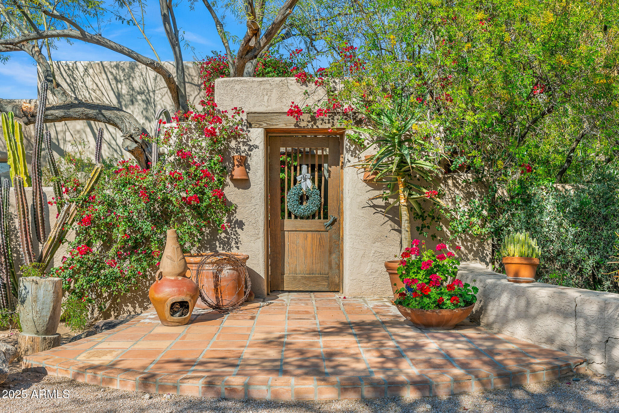 6301 N CAMELBACK MANOR Drive, 5