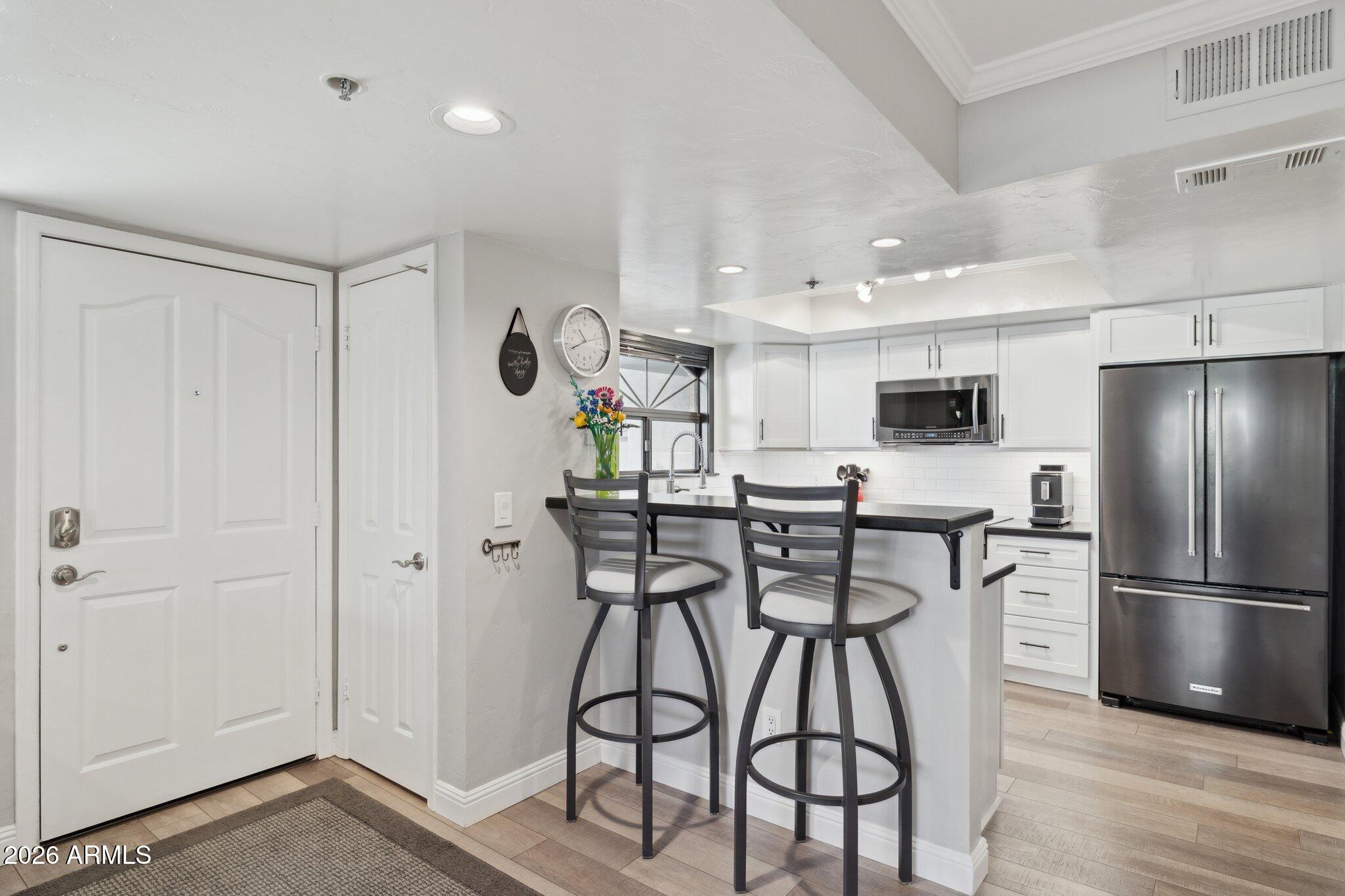 5104 N 32ND Street, 218
