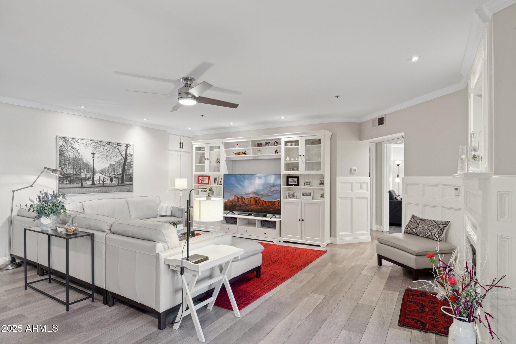 5104 N 32ND Street, 218