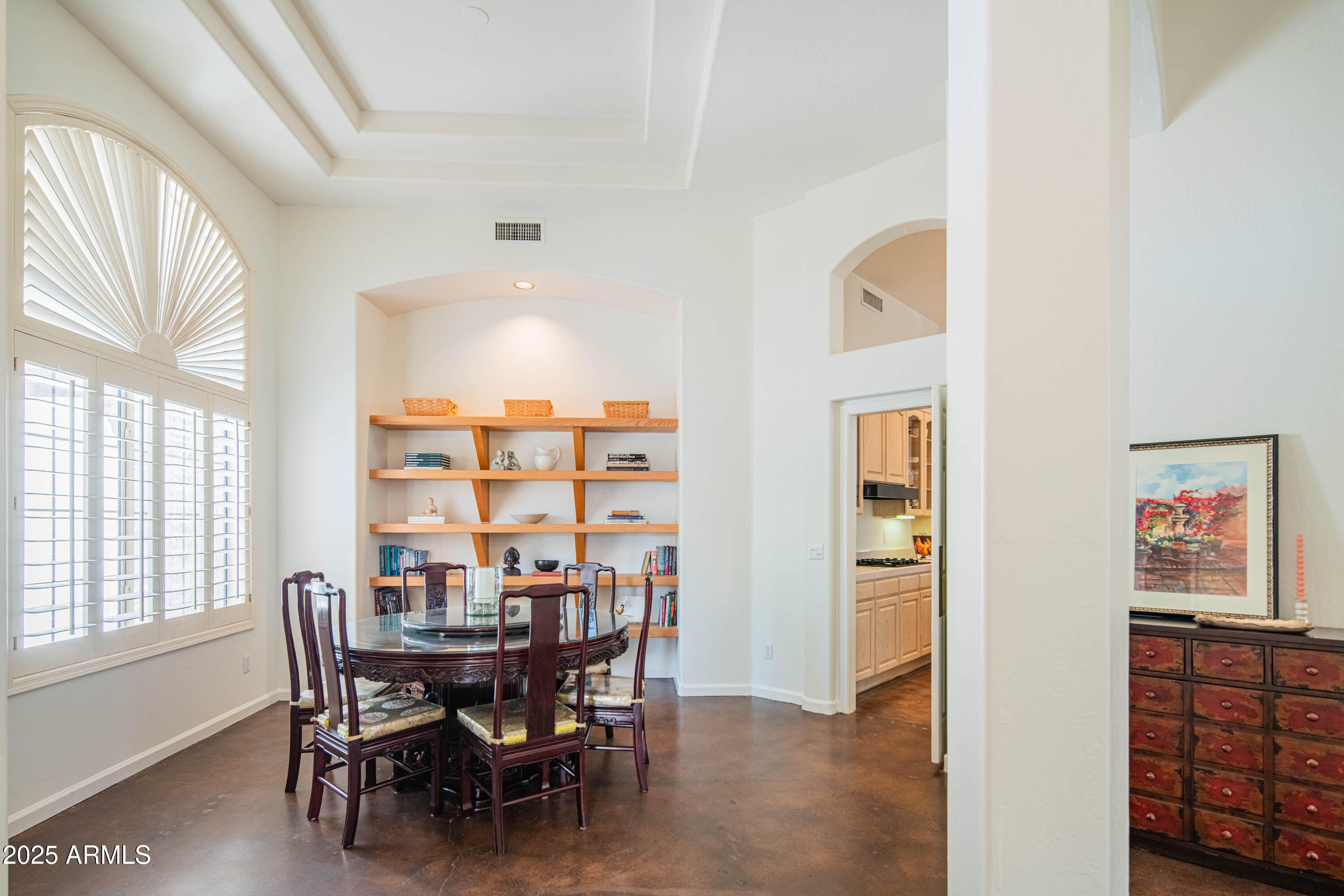 6034 E ANDERSON Drive