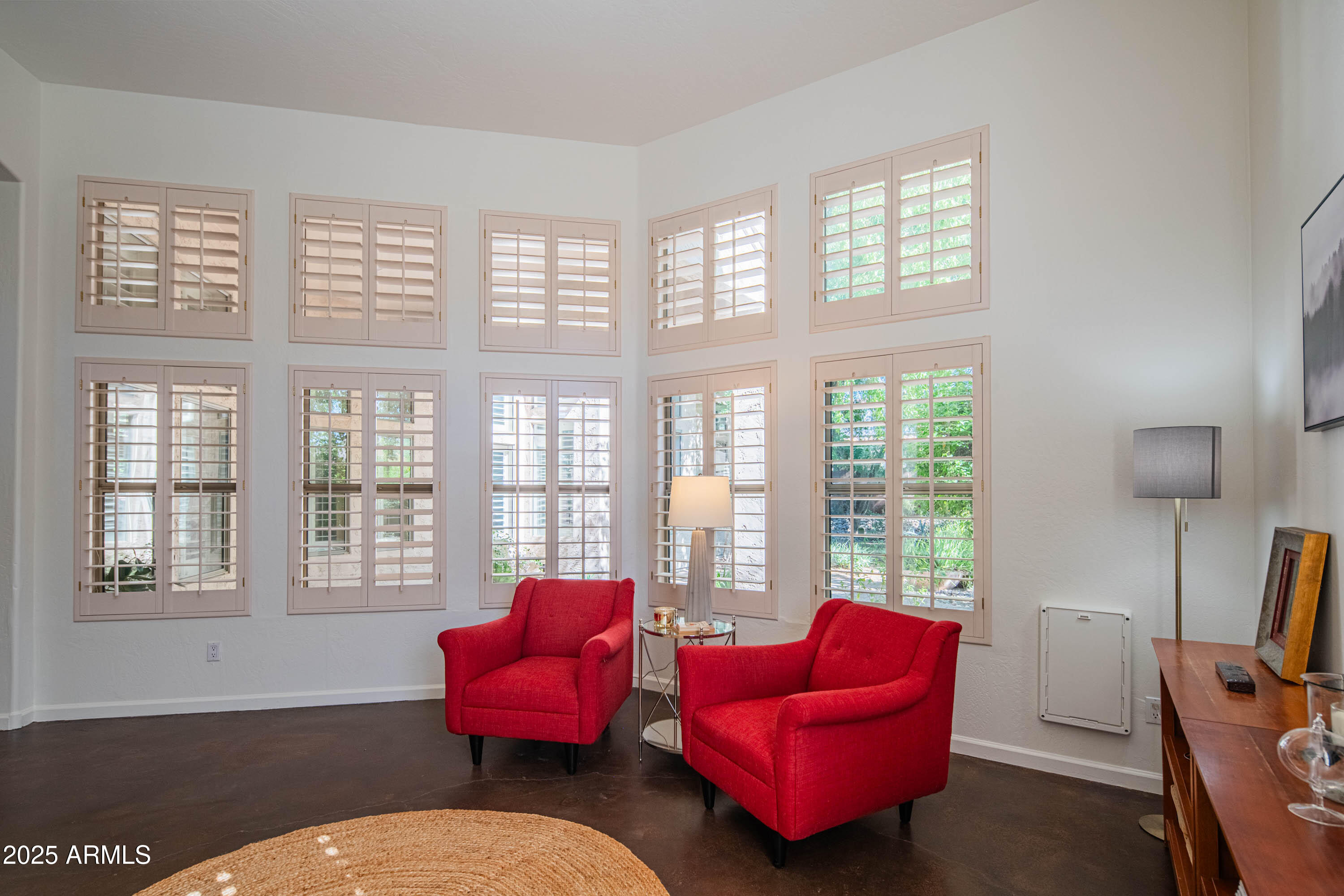 6034 E ANDERSON Drive