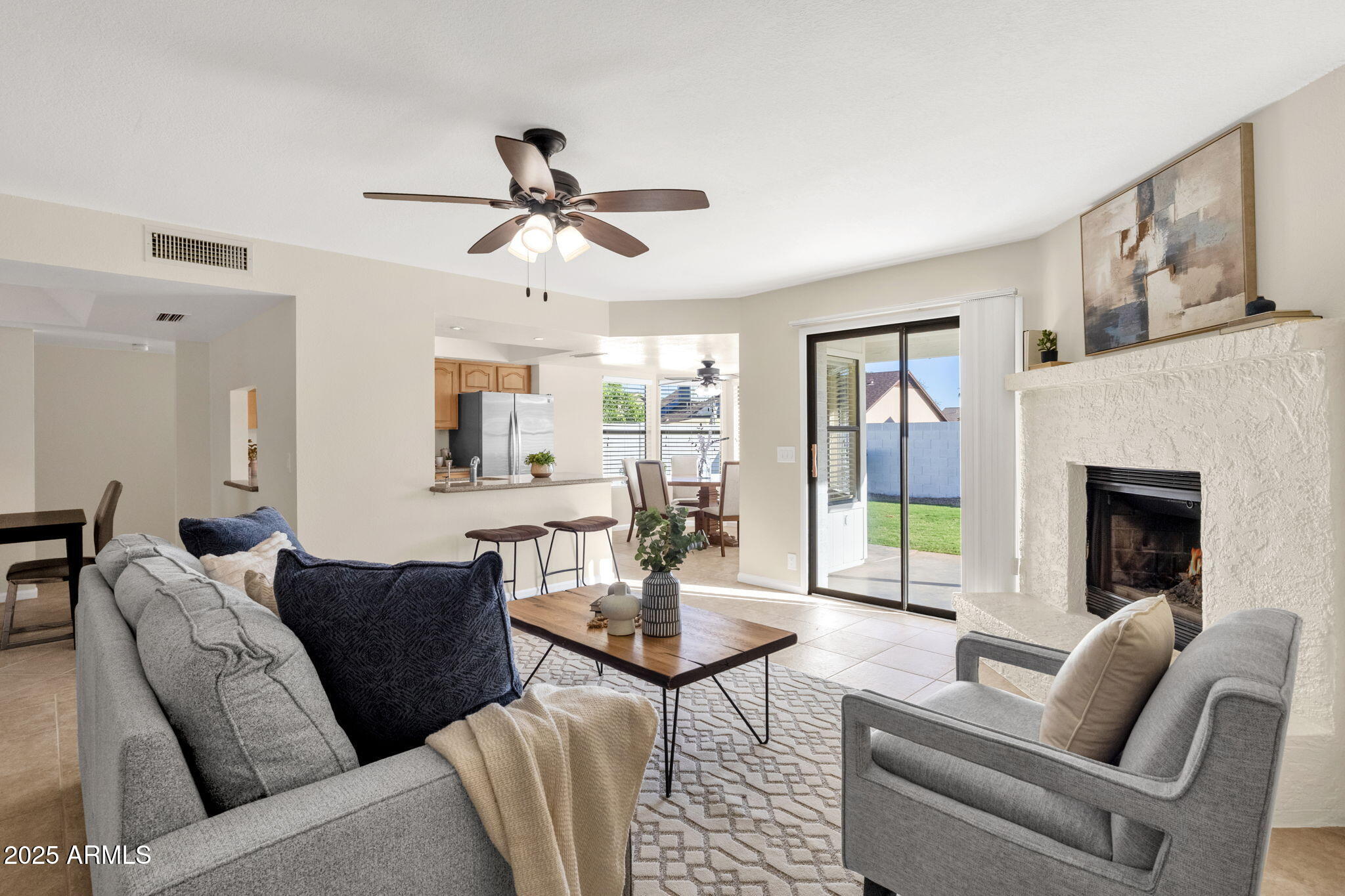 4307 E GREENWAY Lane