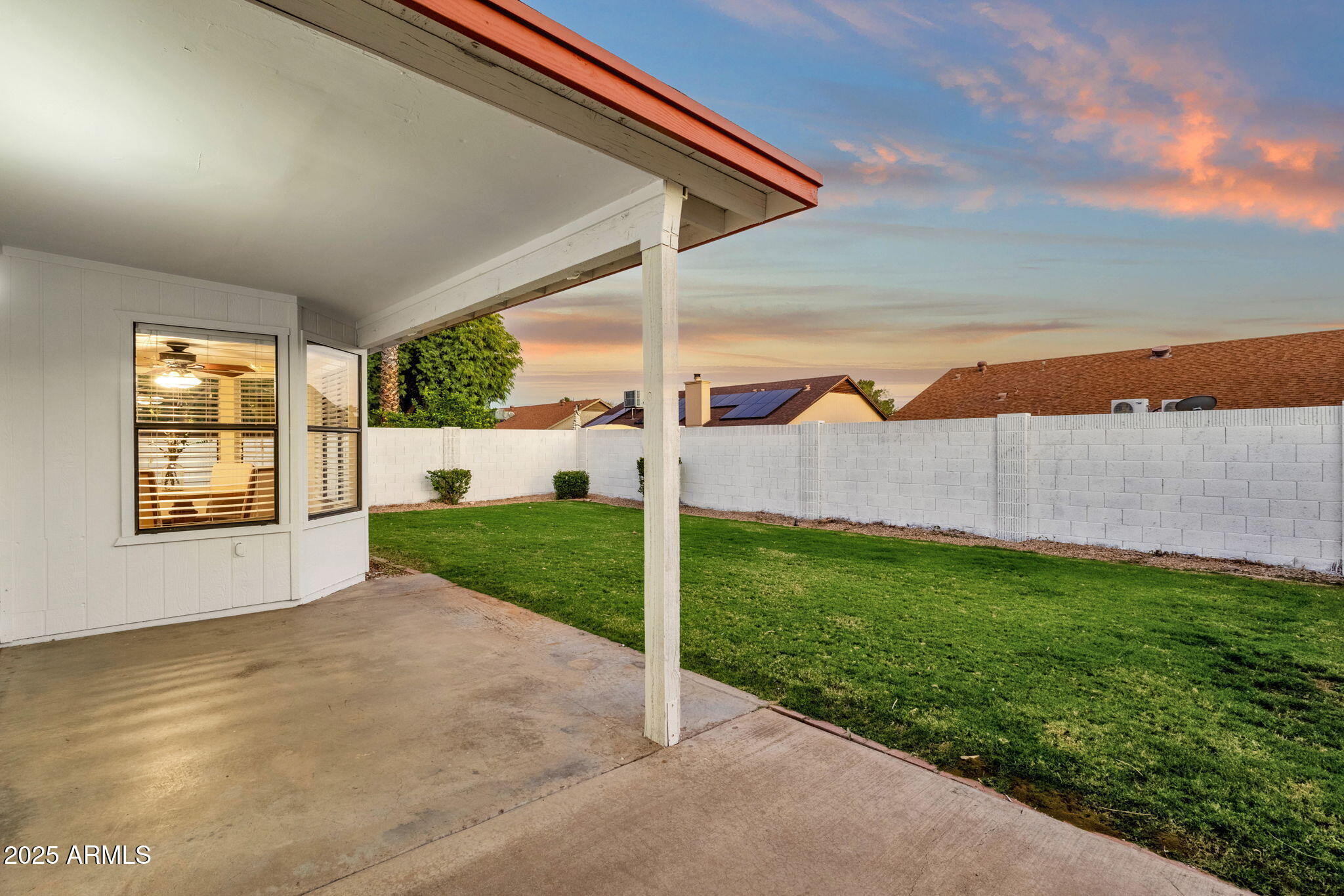 4307 E GREENWAY Lane