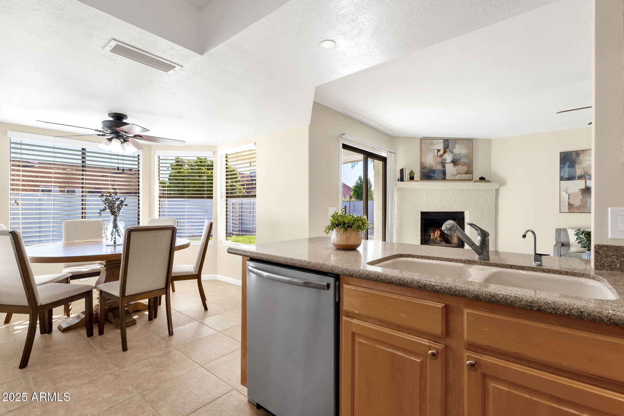 4307 E GREENWAY Lane