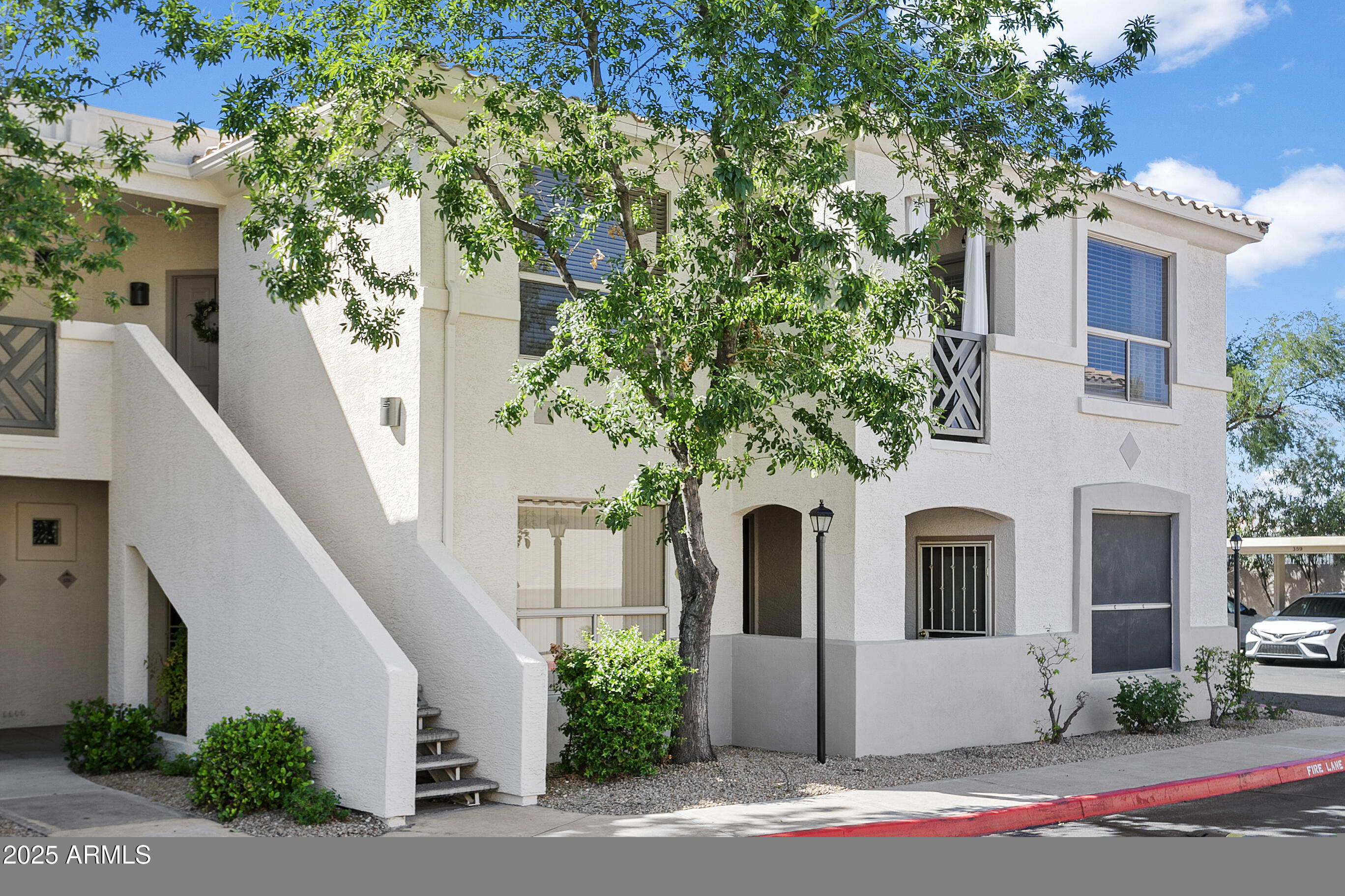 9550 E Thunderbird Road, 228