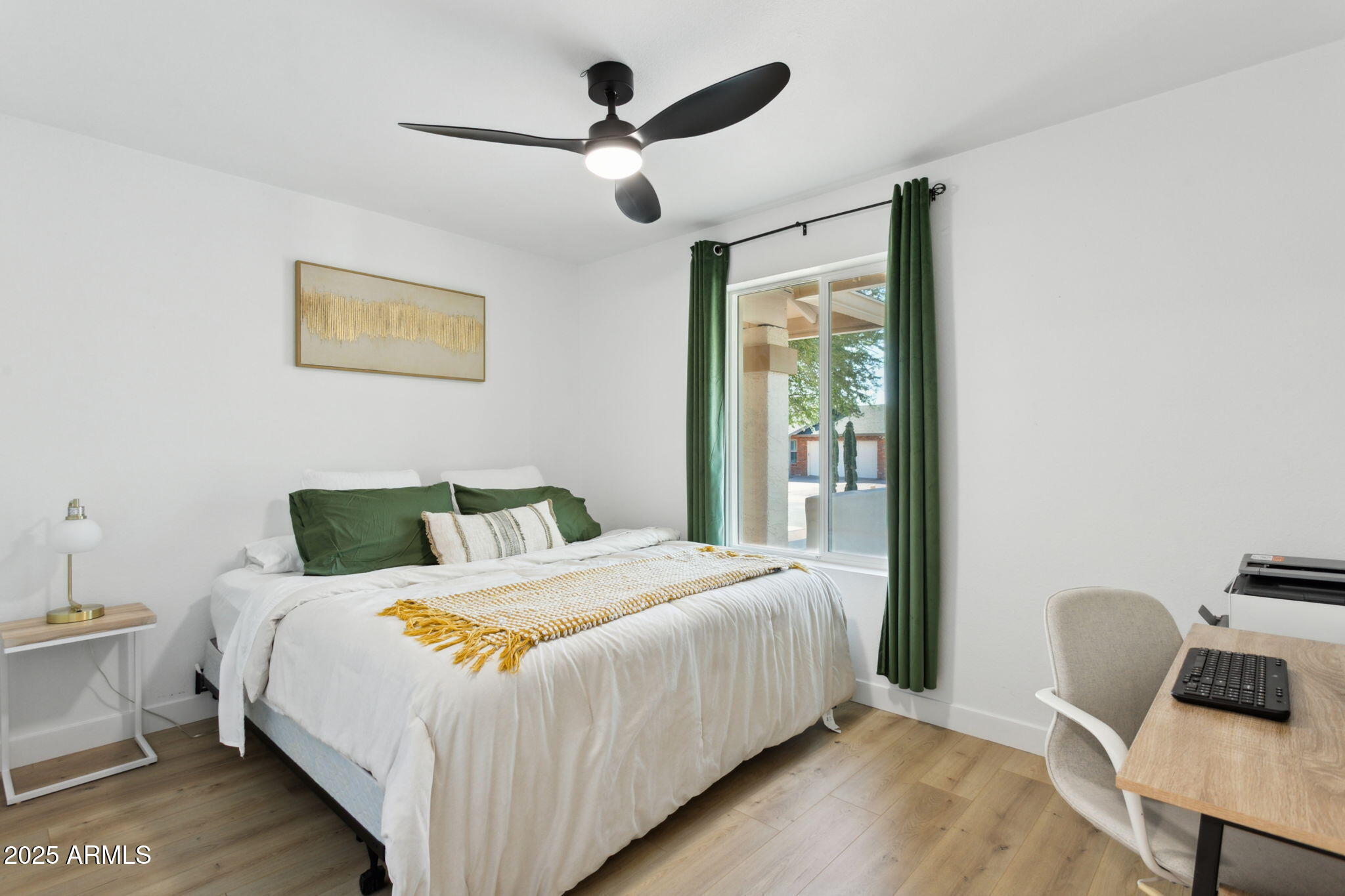 4324 E SUNRISE Drive