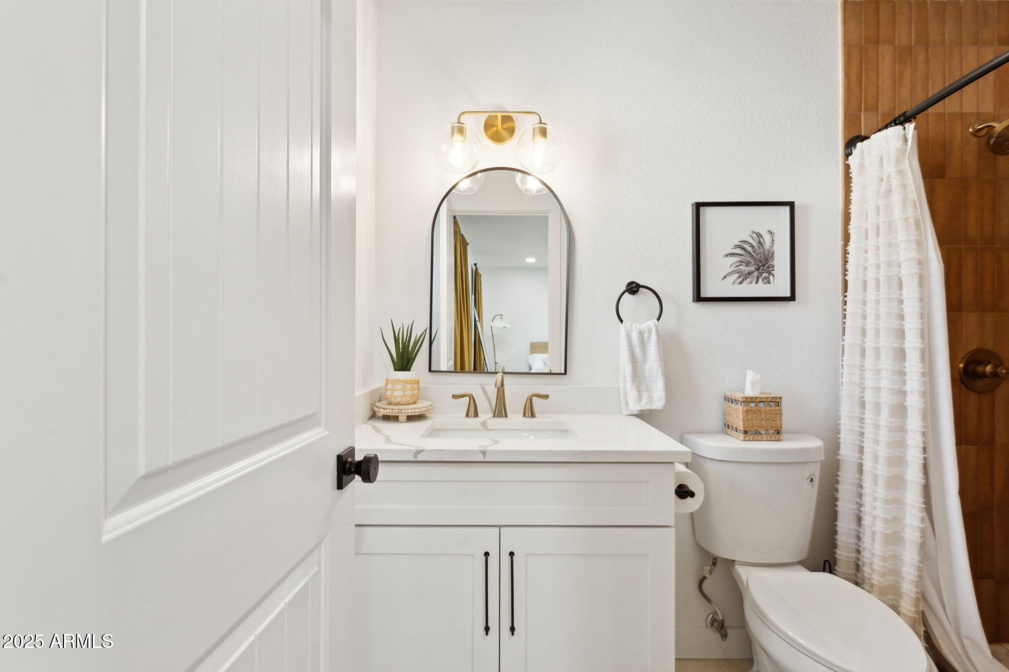 4324 E SUNRISE Drive