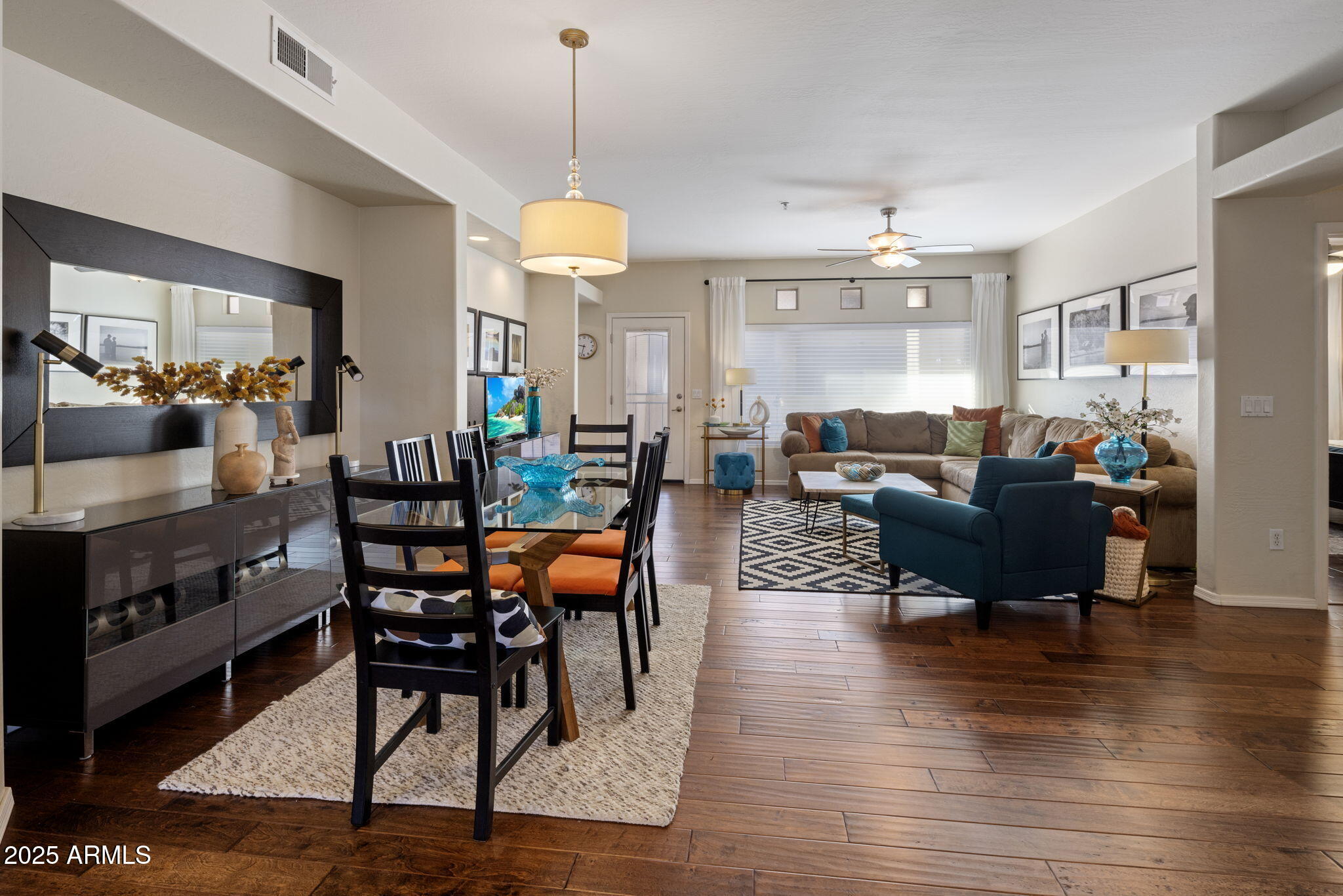 1351 N PLEASANT Drive, 1118