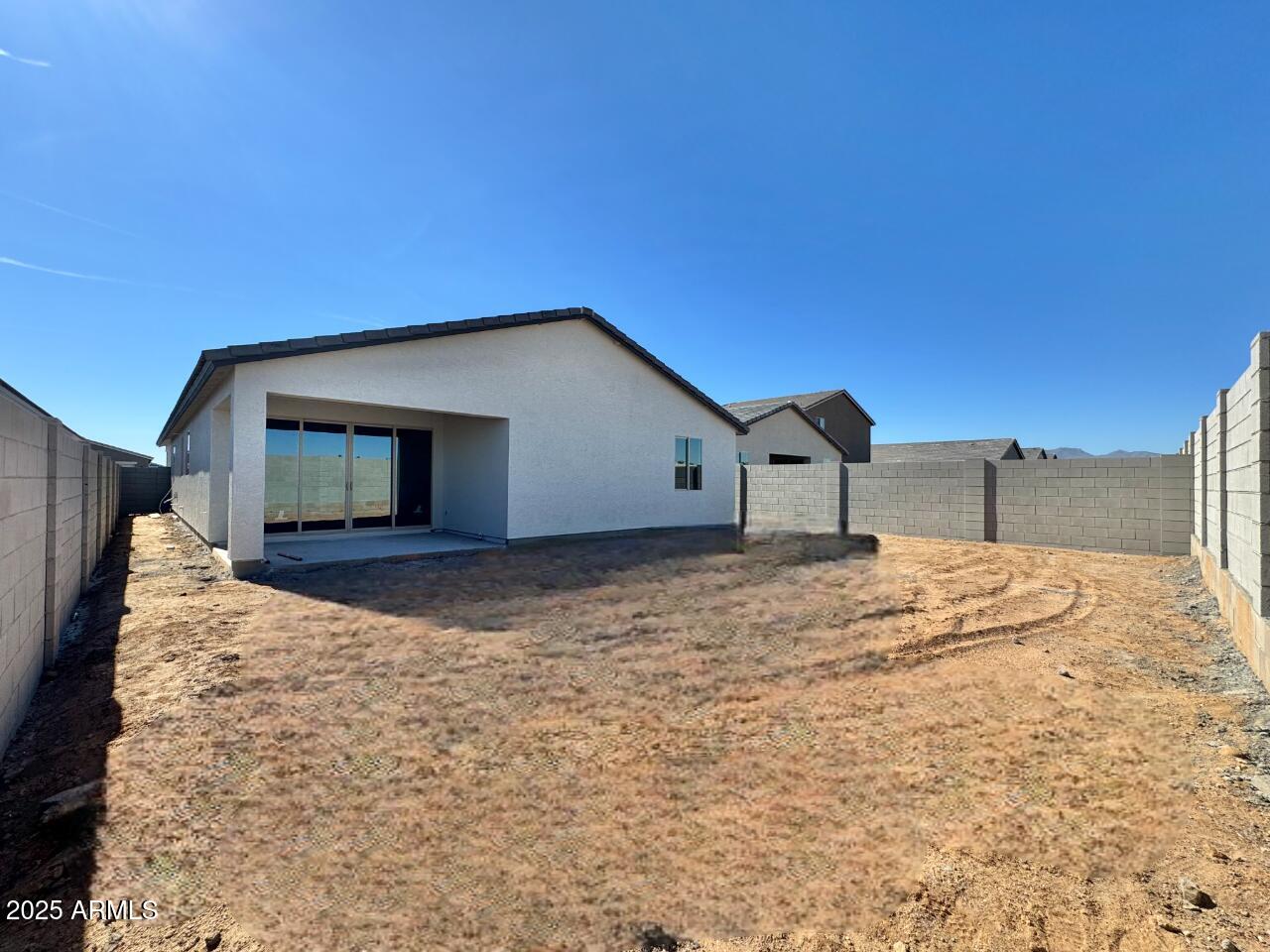 15736 W CAMDEN Avenue