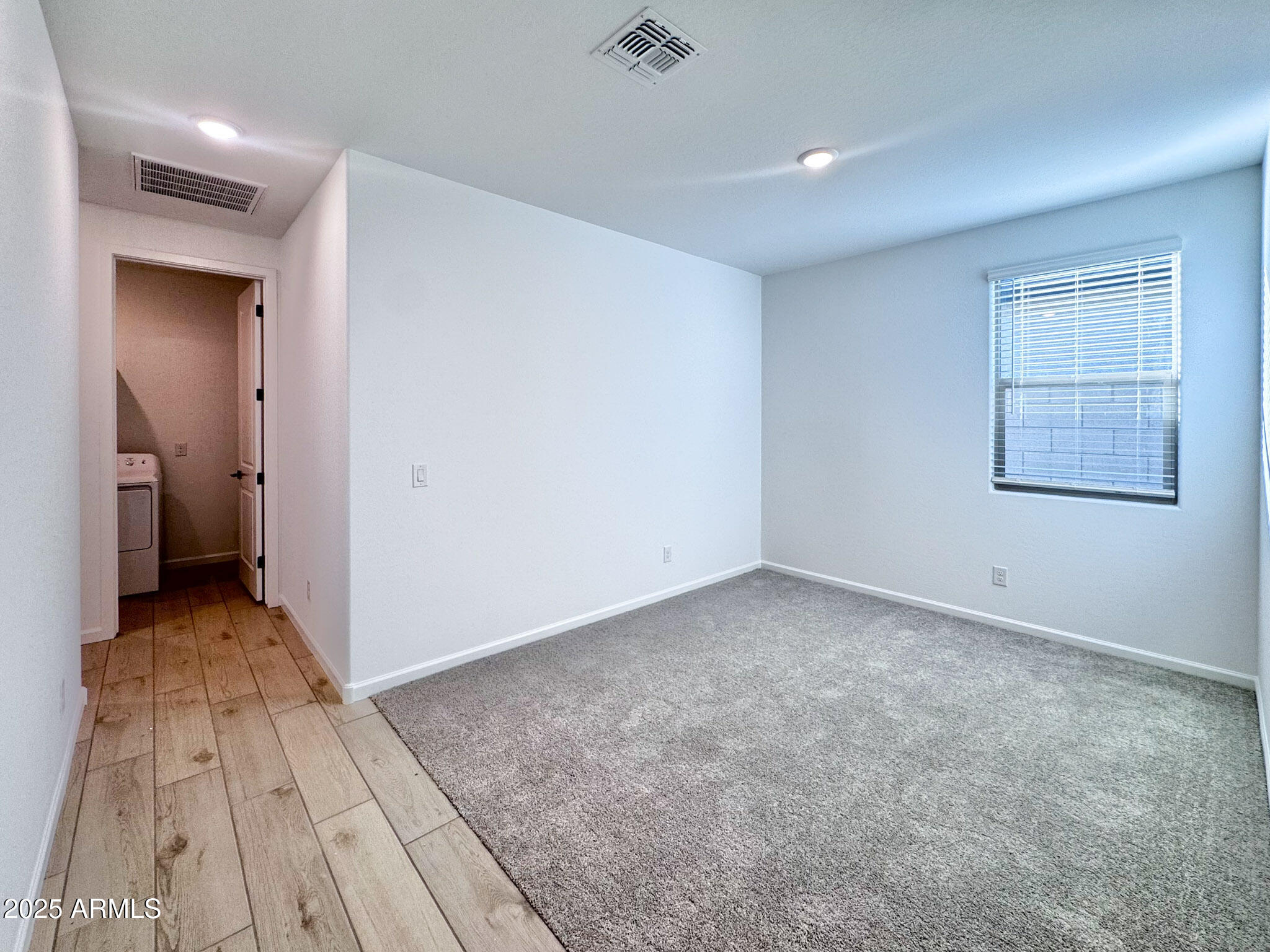 15736 W CAMDEN Avenue