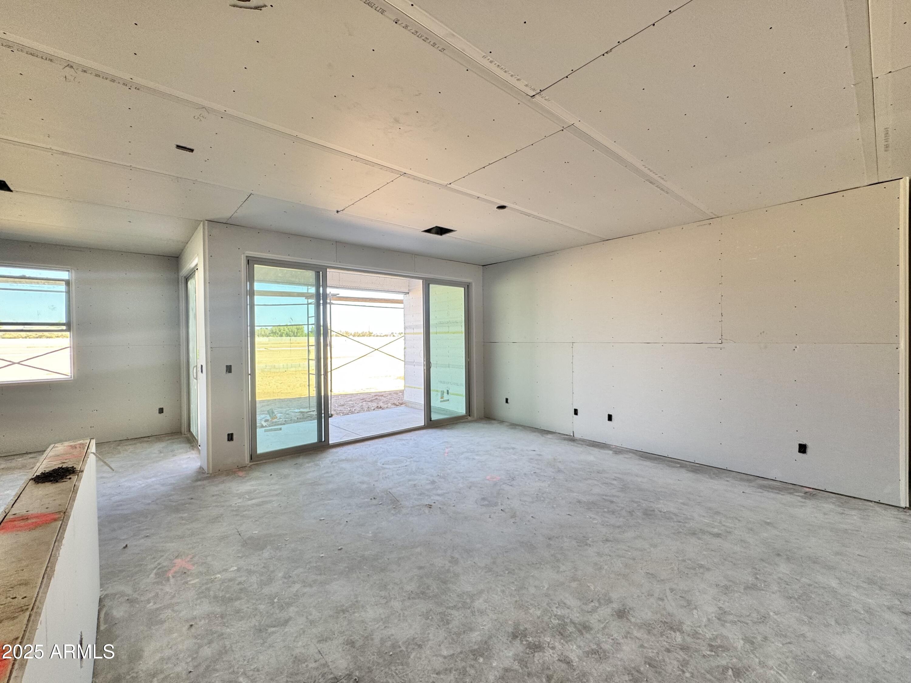 15740 W CAMDEN Avenue