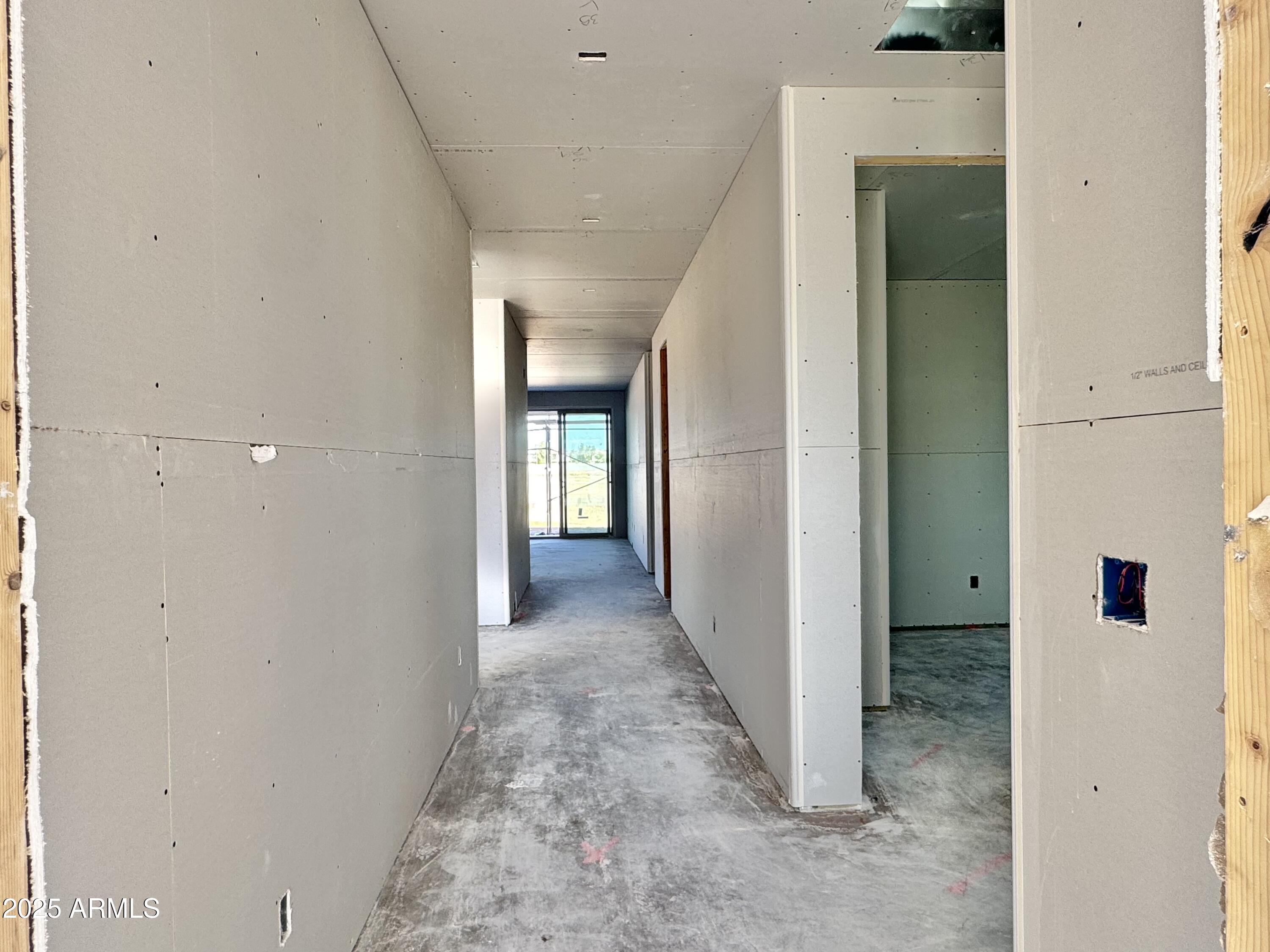 15740 W CAMDEN Avenue