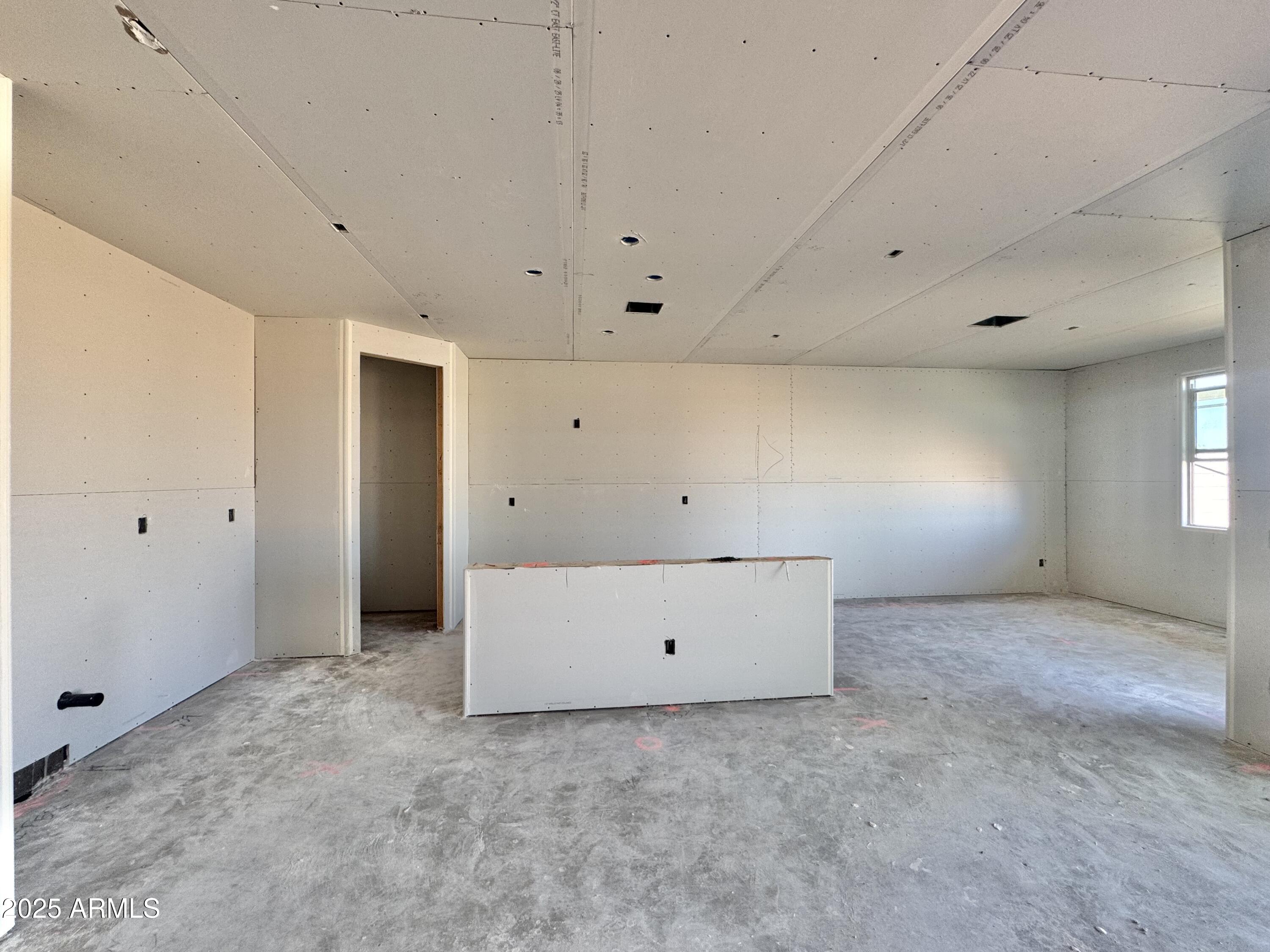 15740 W CAMDEN Avenue