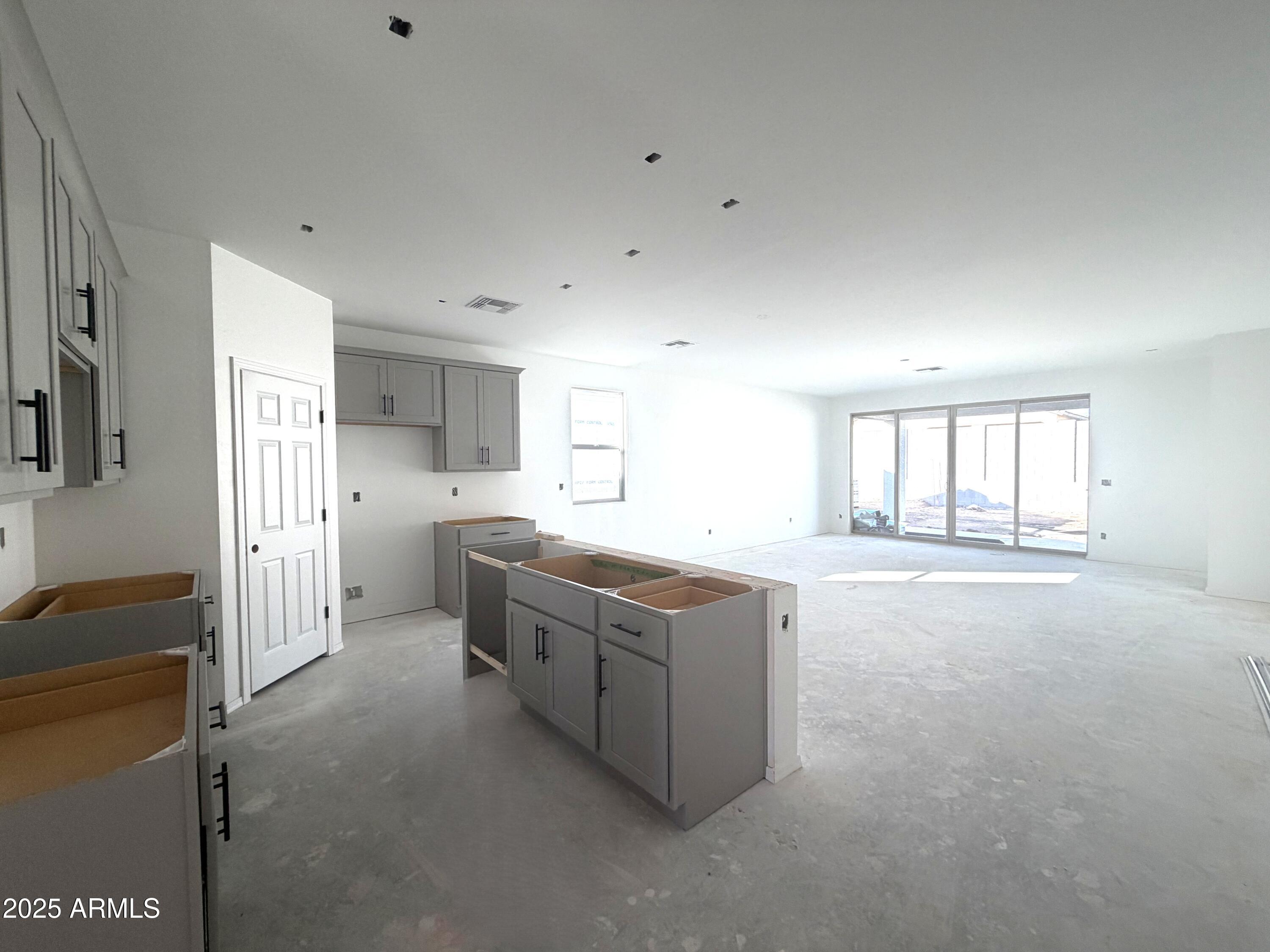 24200 W BOWKER Street