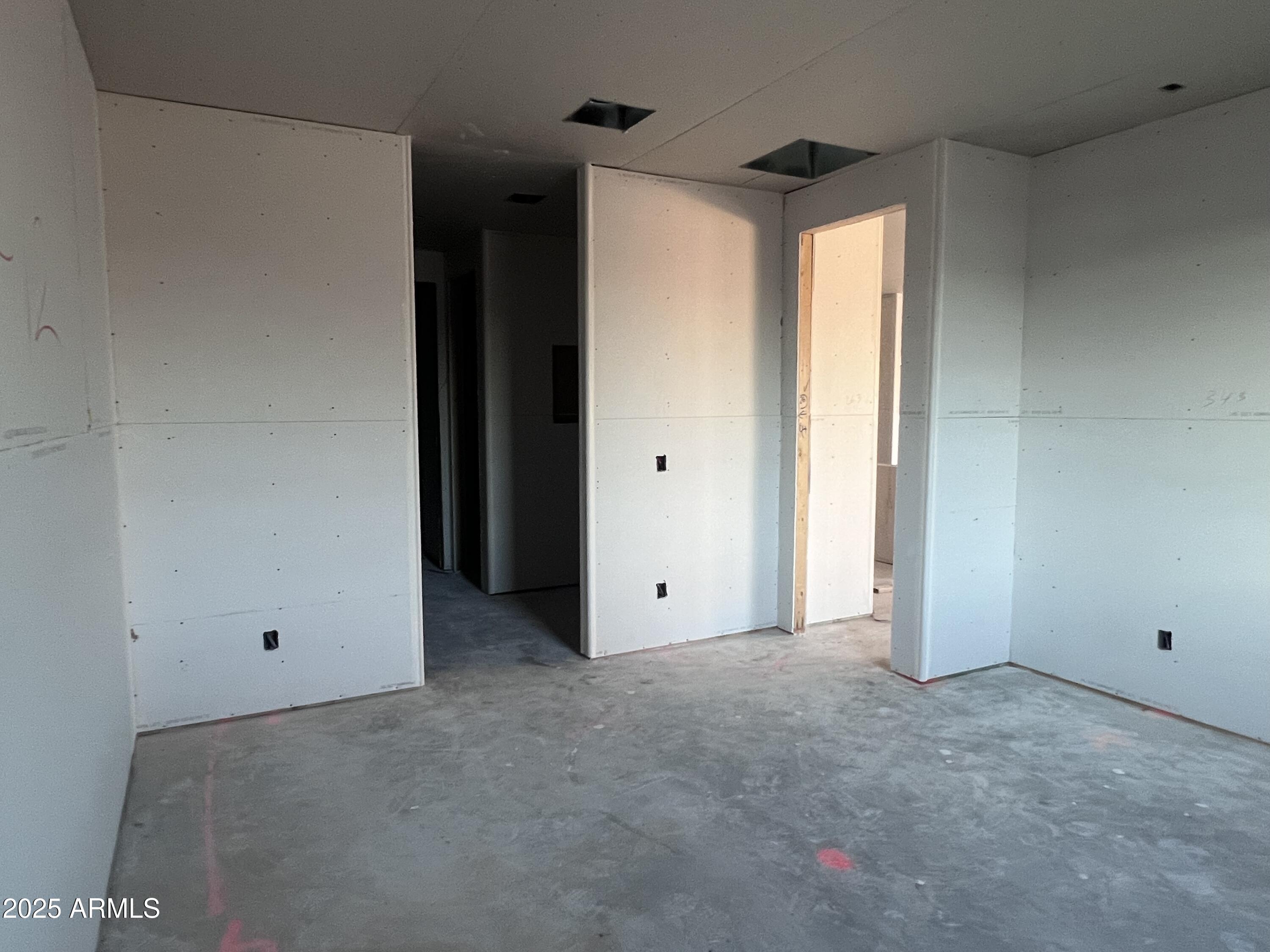 15723 W CAMDEN Avenue