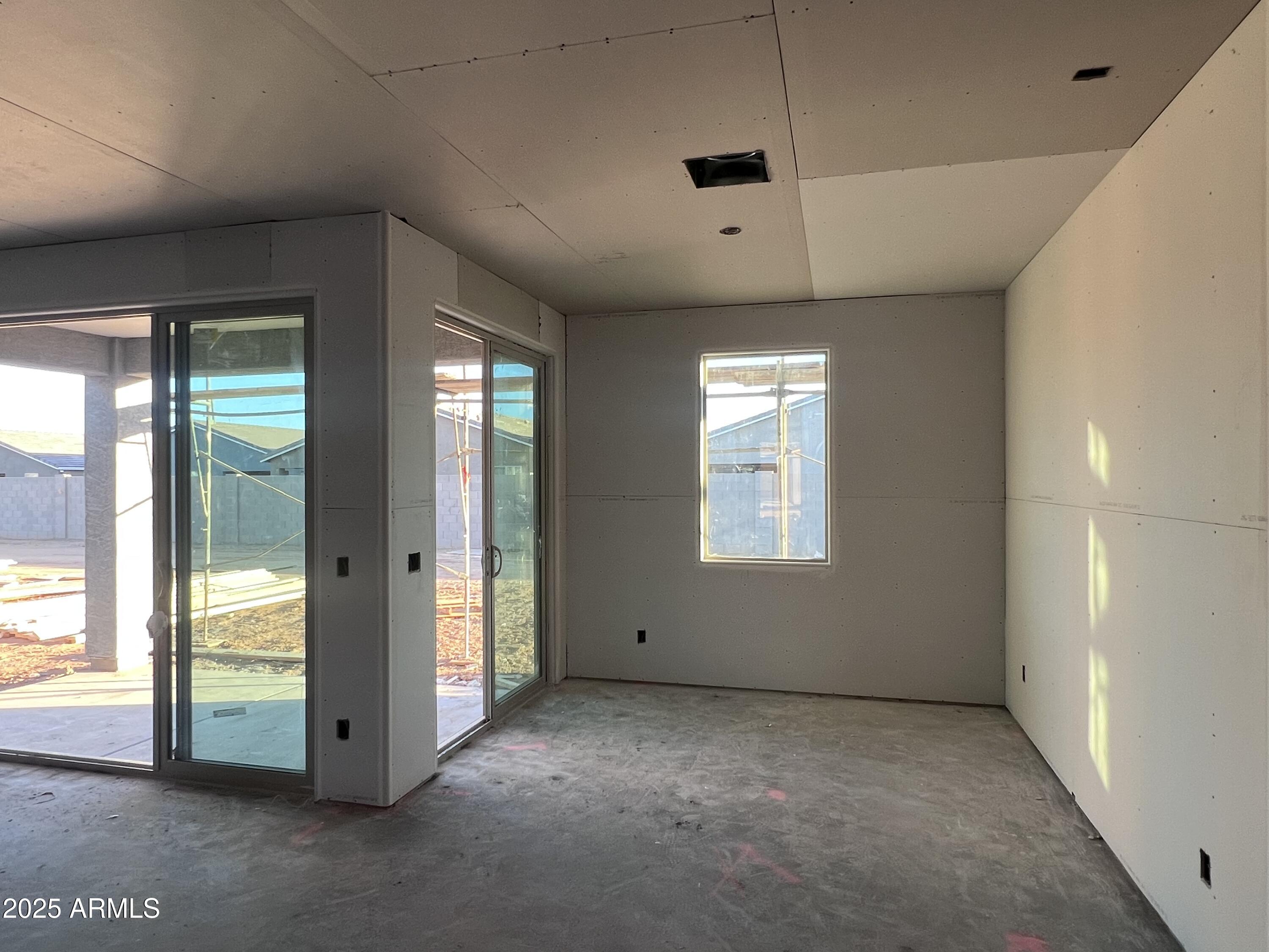 15723 W CAMDEN Avenue