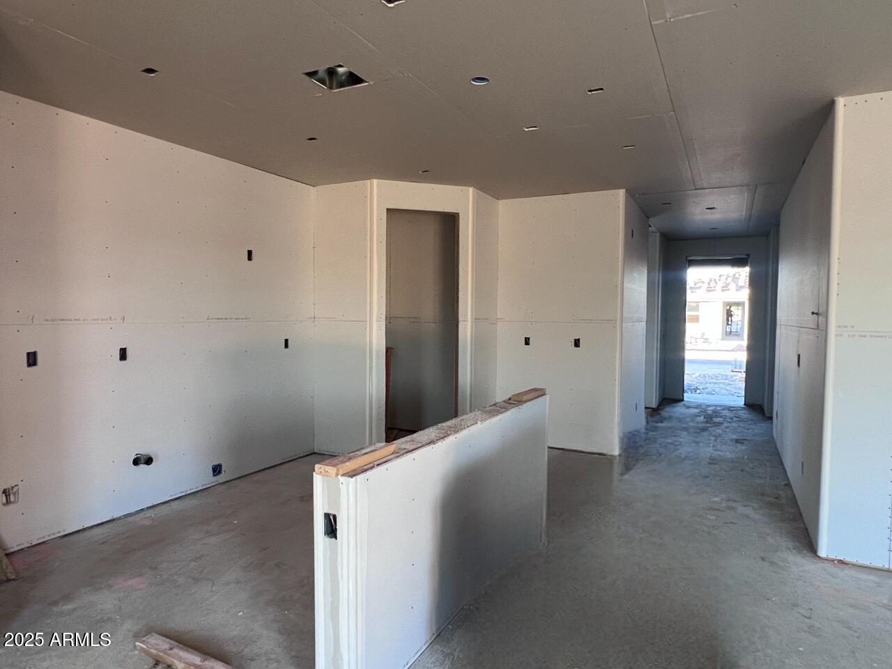 15723 W CAMDEN Avenue