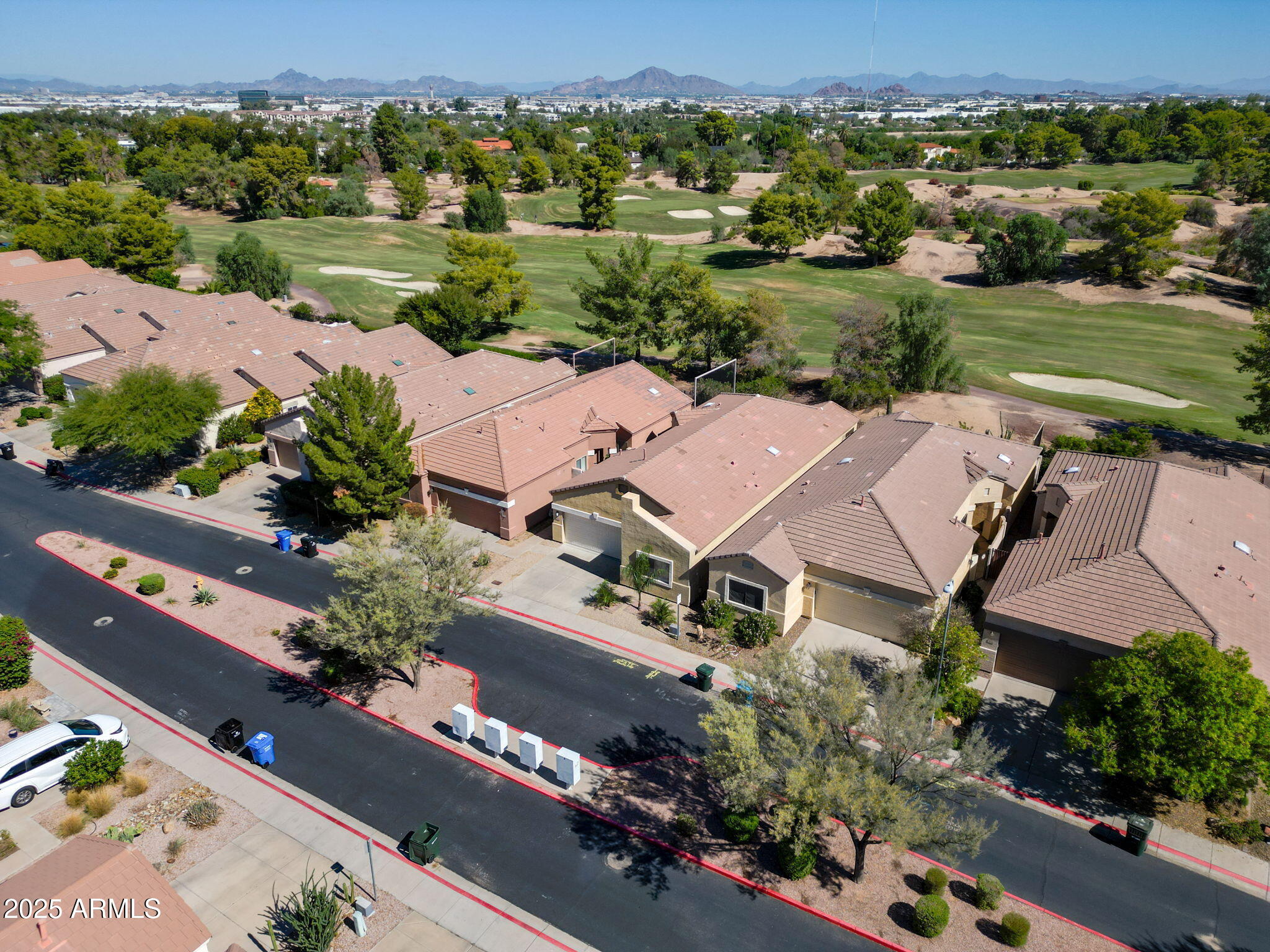 3252 E MALDONADO Drive