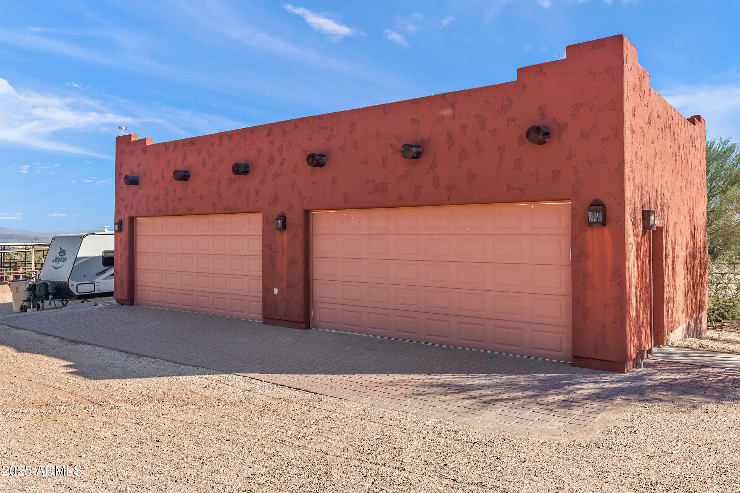 14215 E CALLE DE LAS ESTRELLAS Drive